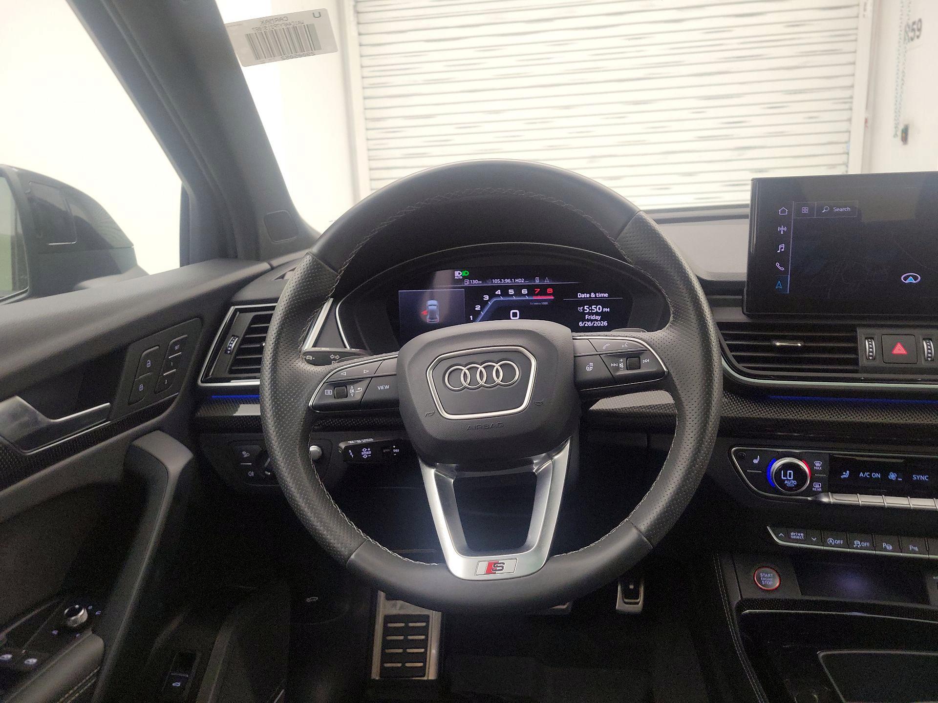 Thumbnail: 2023 Audi SQ5 - 10