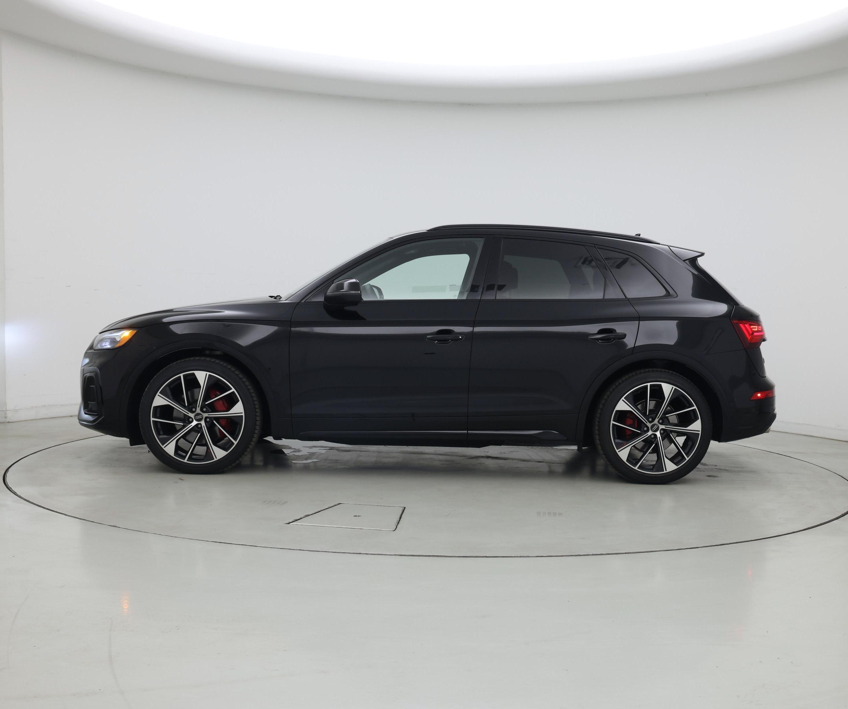 Thumbnail: 2023 Audi SQ5 - 3