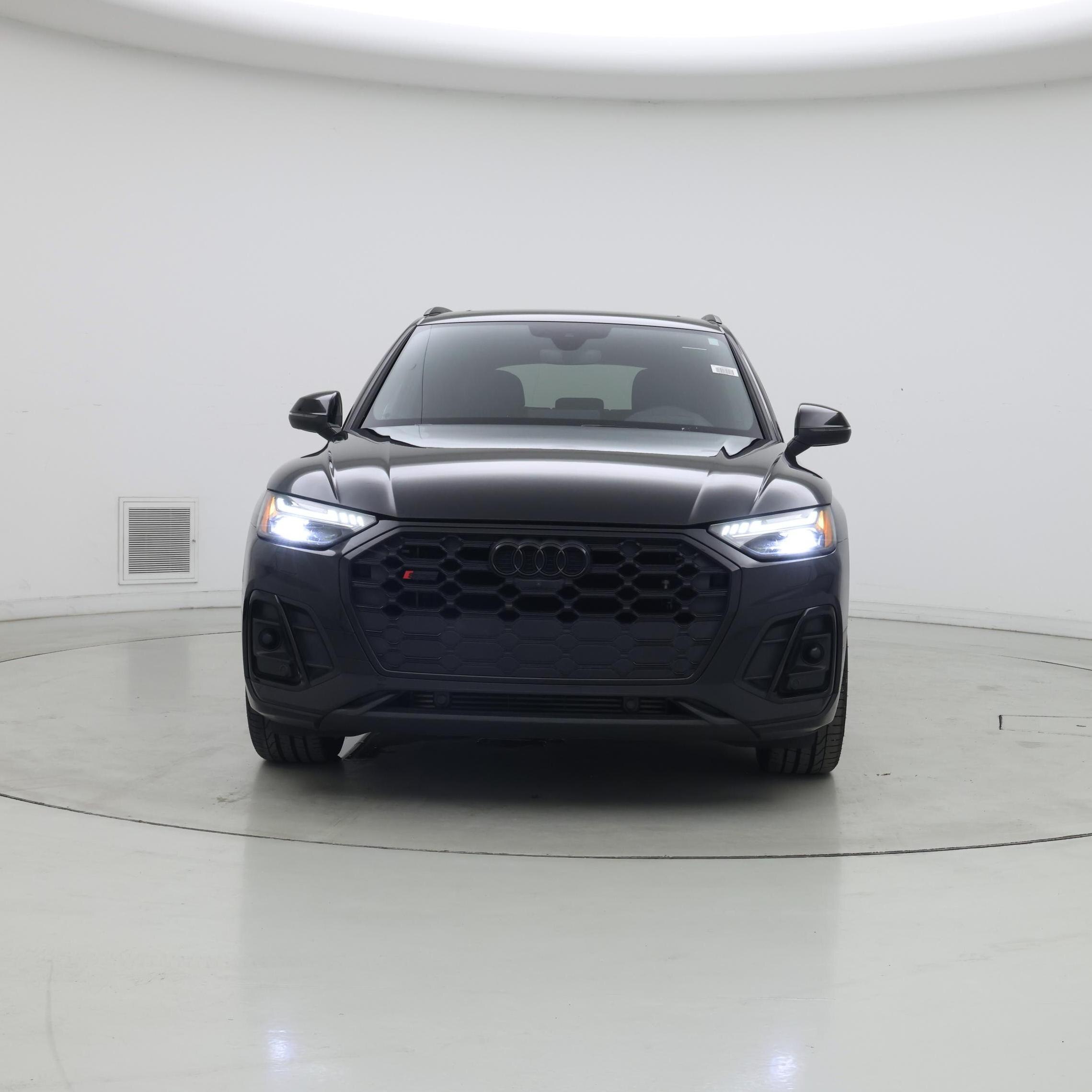Thumbnail: 2023 Audi SQ5 - 5