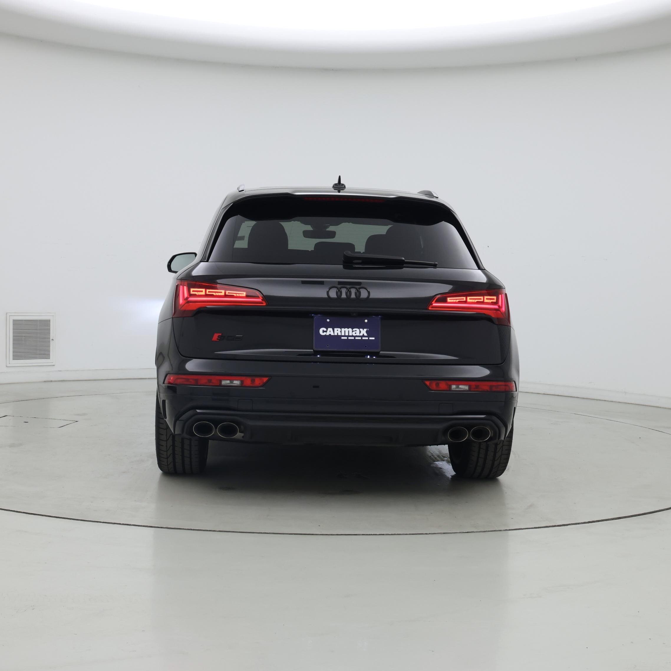 Thumbnail: 2023 Audi SQ5 - 6