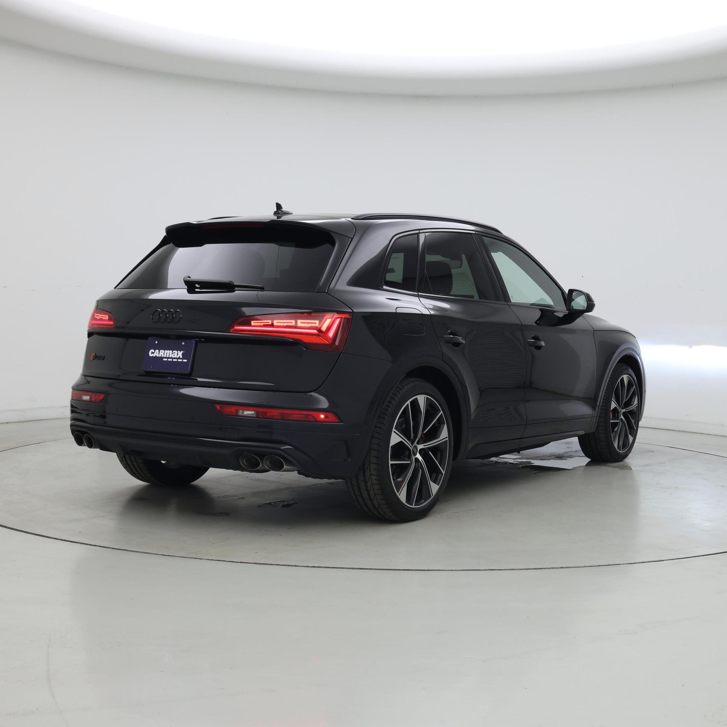 Thumbnail: 2023 Audi SQ5 - 8