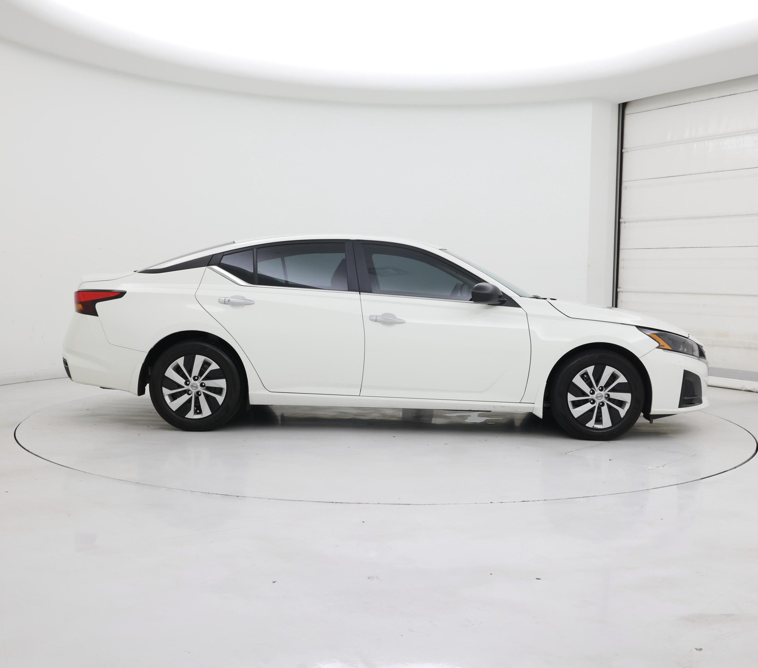 Thumbnail: 2024 Nissan Altima - 7