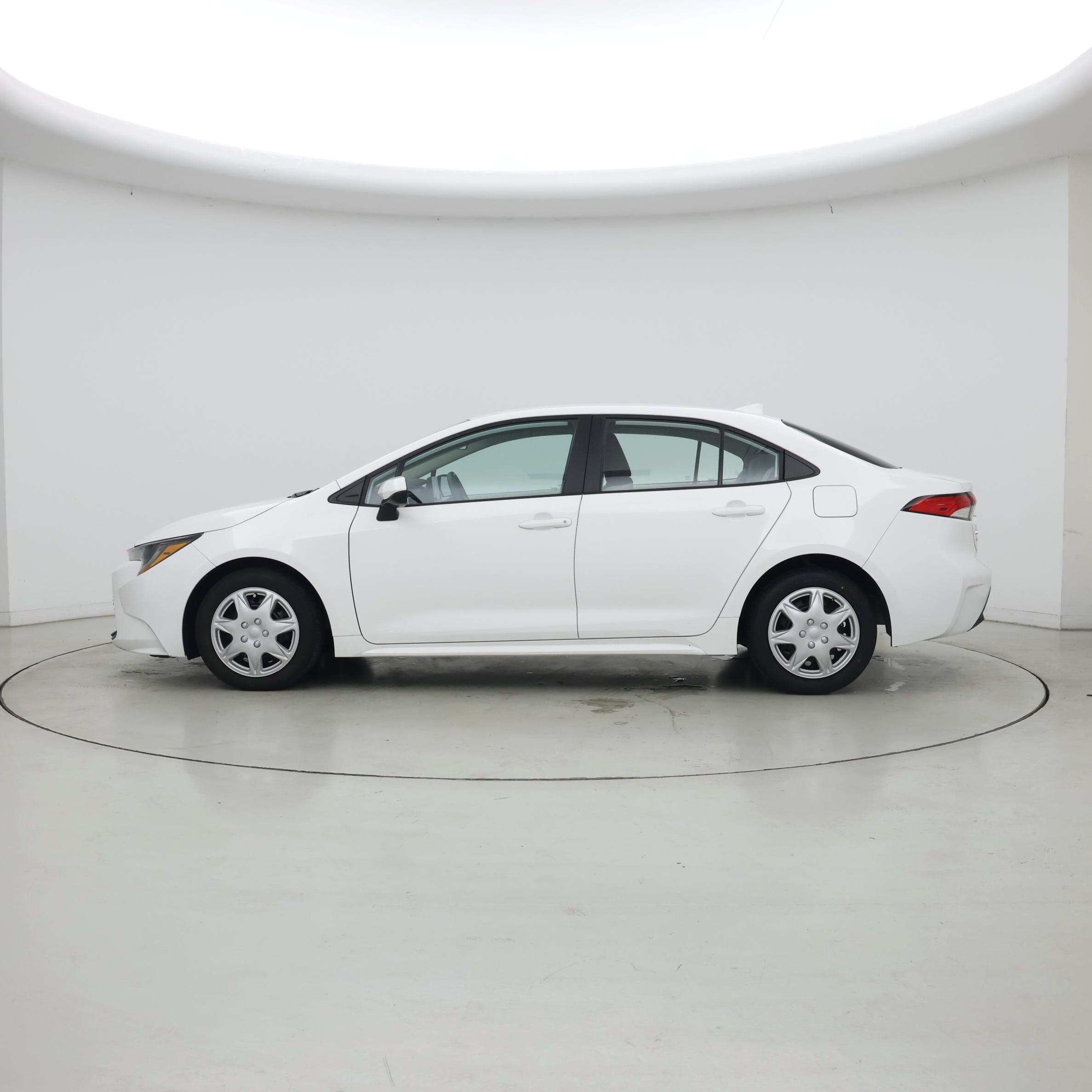 Thumbnail: 2024 Toyota Corolla - 3