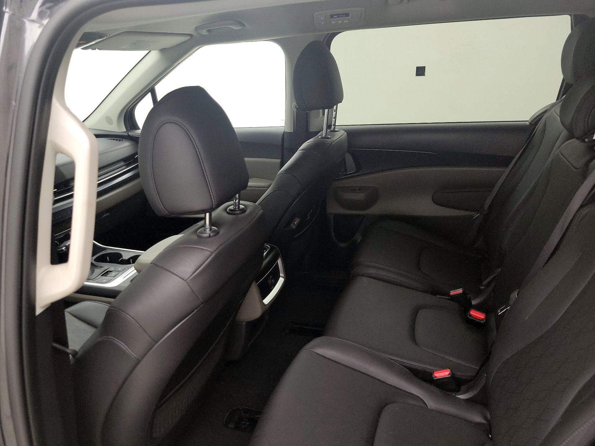 Thumbnail: 2025 Kia Carnival - 20