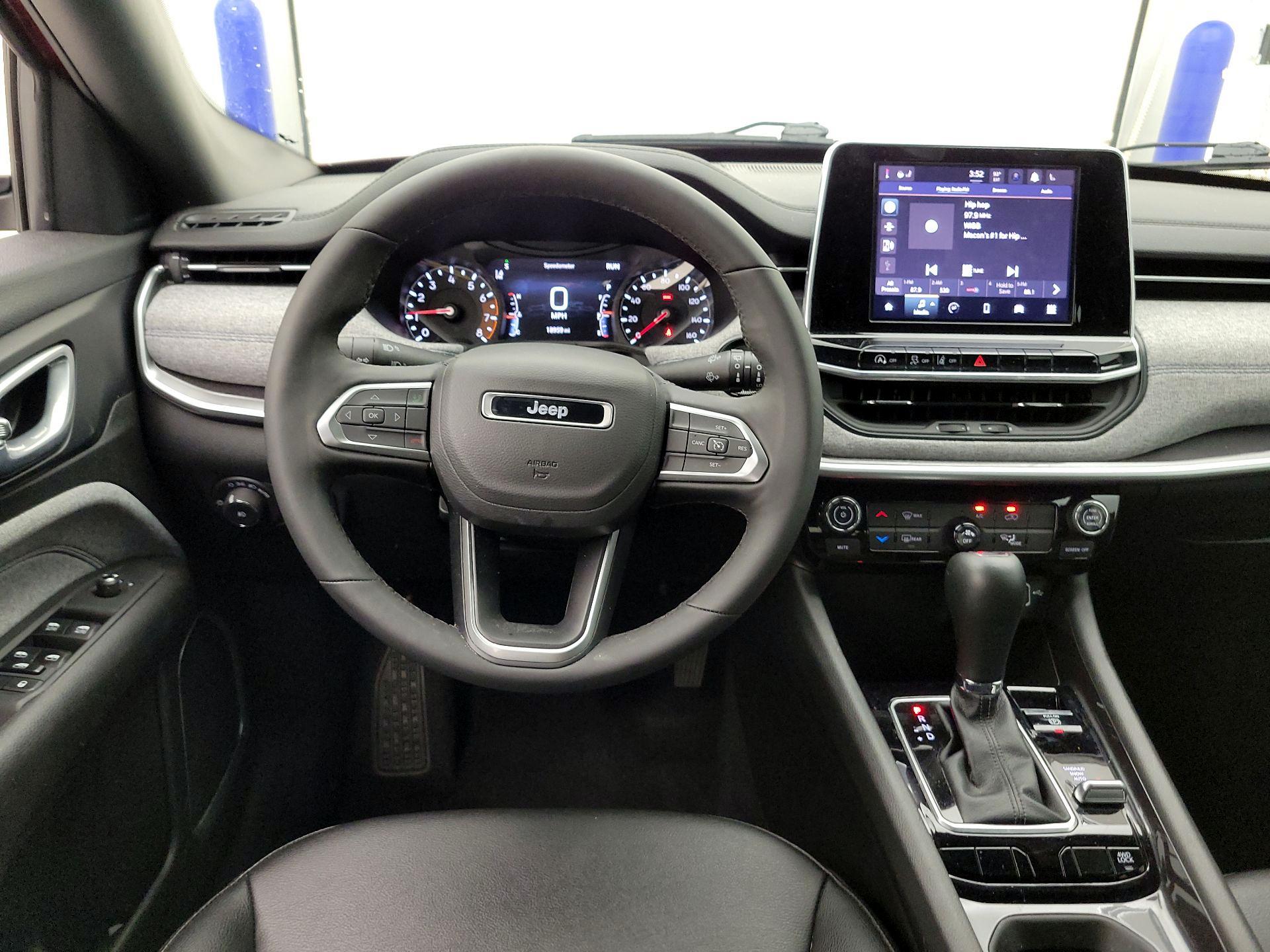 Thumbnail: 2025 Jeep Compass - 10