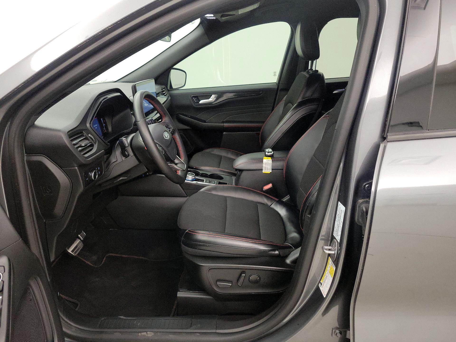 Thumbnail: 2023 Ford Escape - 11