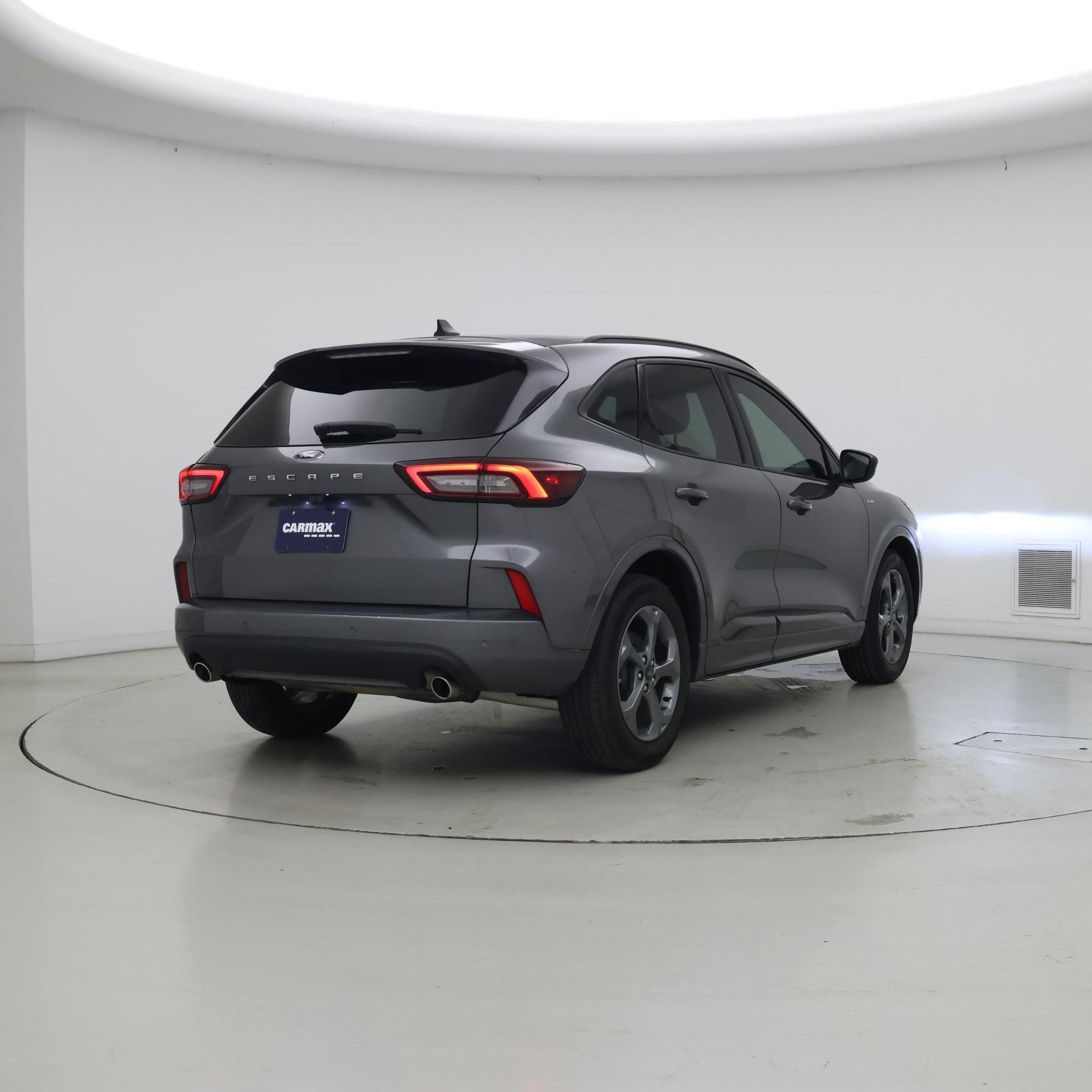 Thumbnail: 2023 Ford Escape - 8