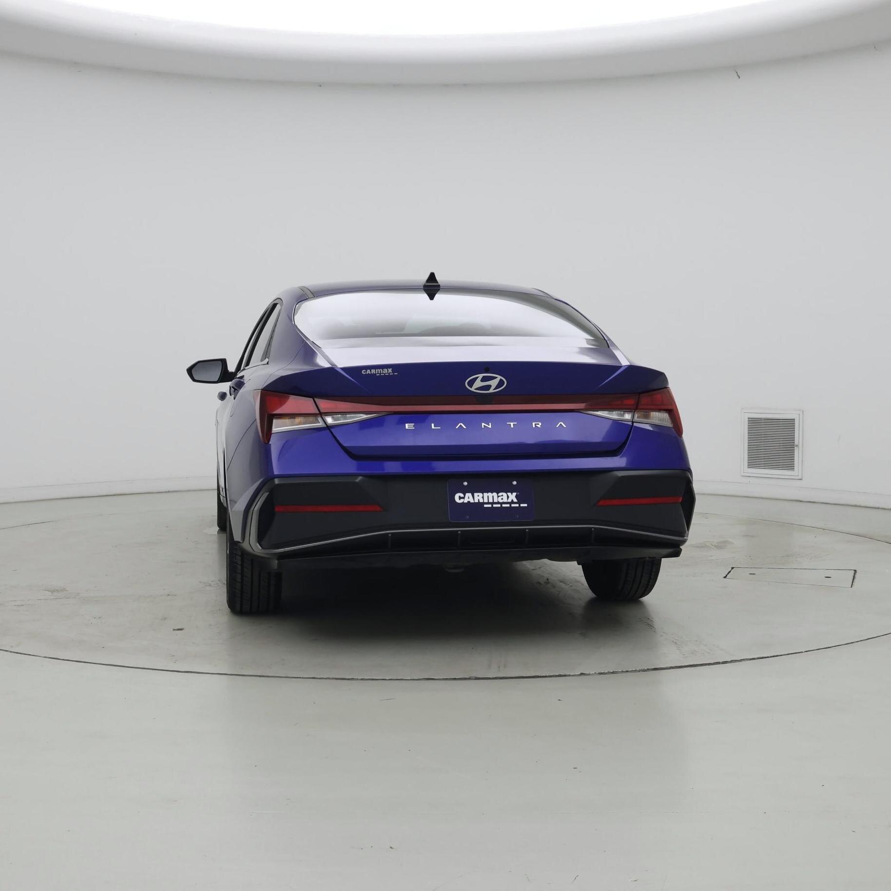Thumbnail: 2024 Hyundai Elantra - 6