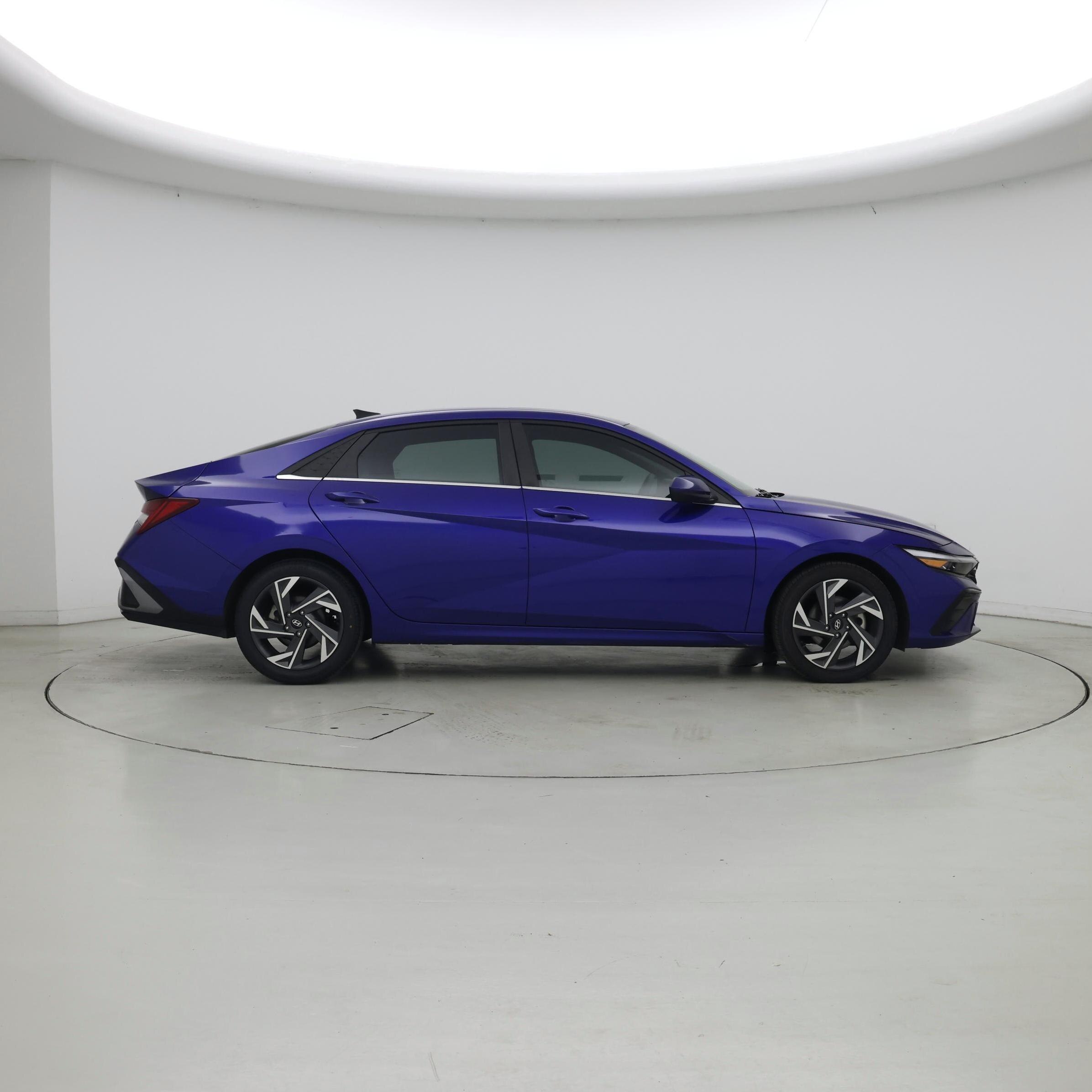 Thumbnail: 2024 Hyundai Elantra - 7