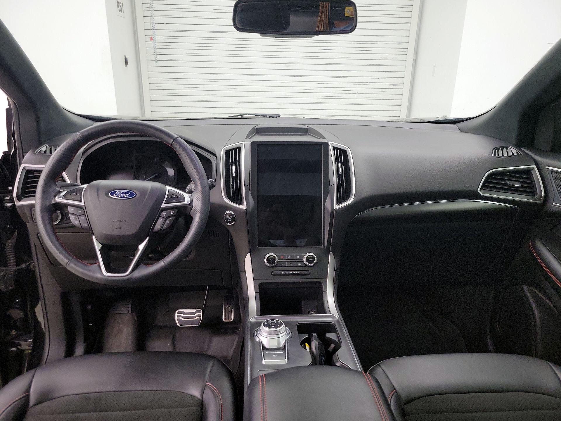Thumbnail: 2024 Ford Edge - 9