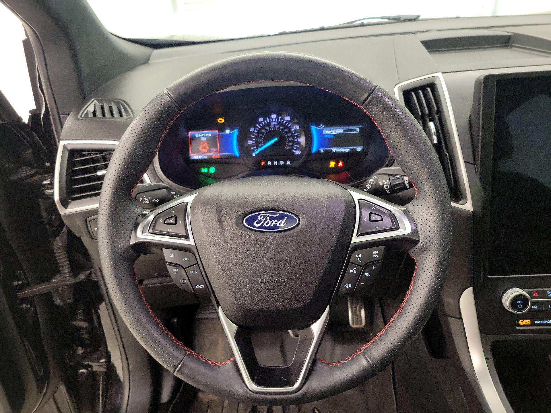 Thumbnail: 2024 Ford Edge - 10