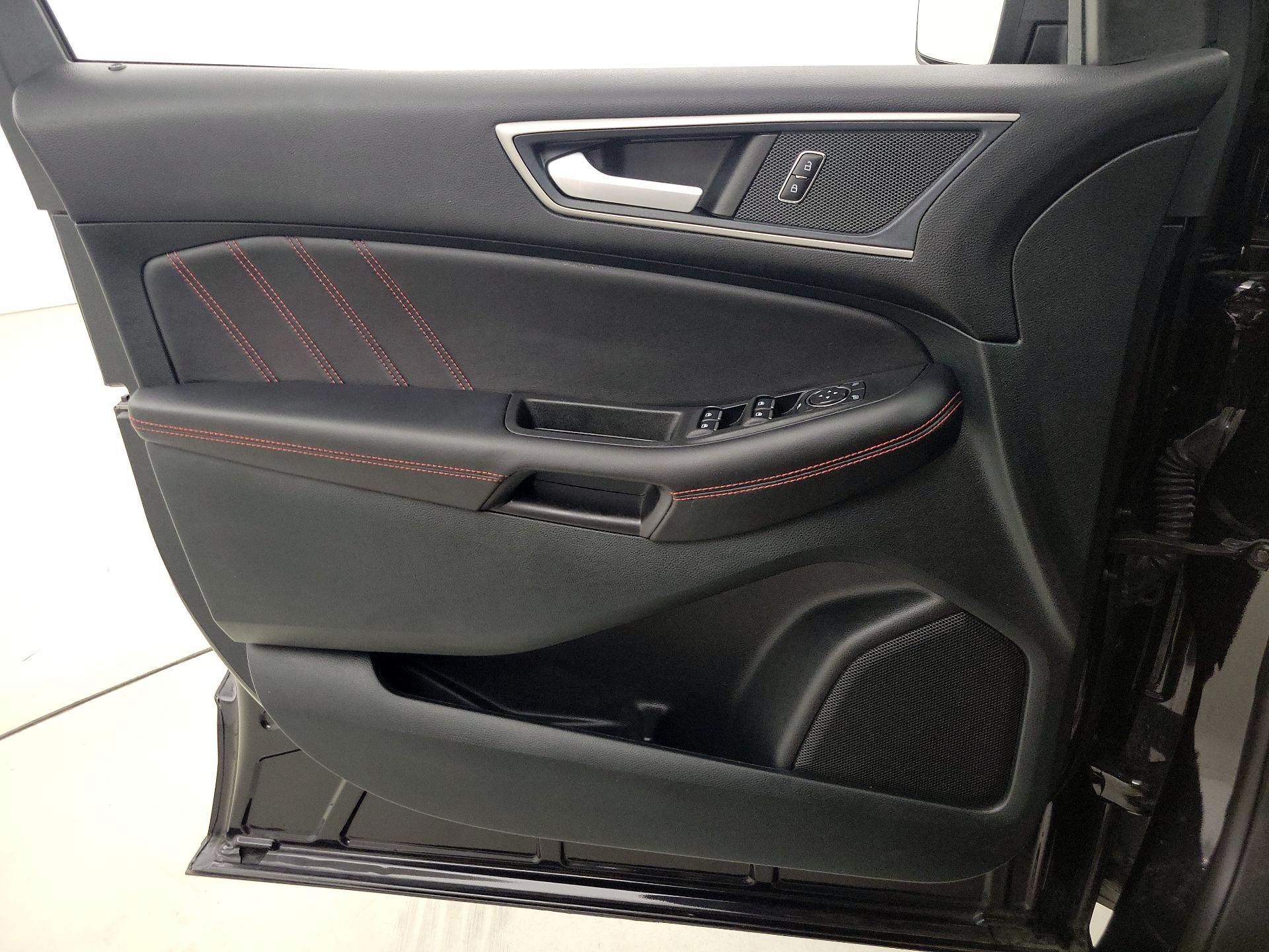 Thumbnail: 2024 Ford Edge - 12