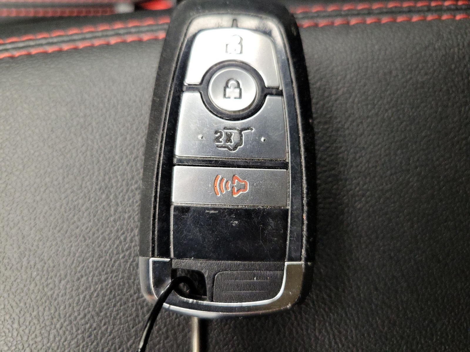 2023 Ford Escape ST-Line - Photo 24