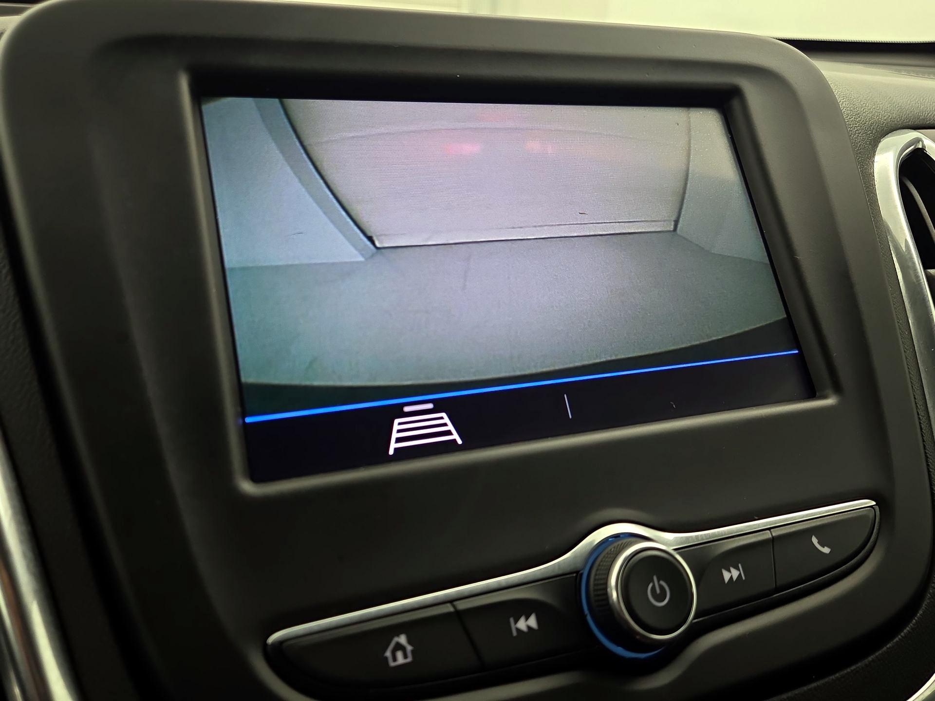 Thumbnail: 2021 Chevrolet Equinox - 14