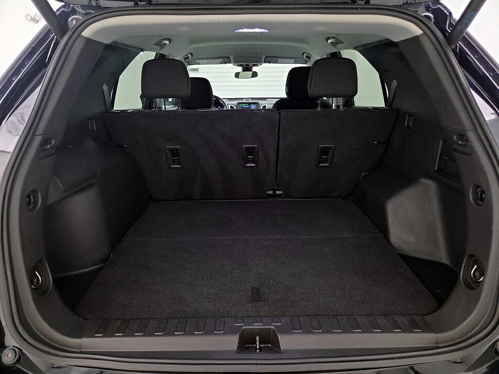 Thumbnail: 2021 Chevrolet Equinox - 20