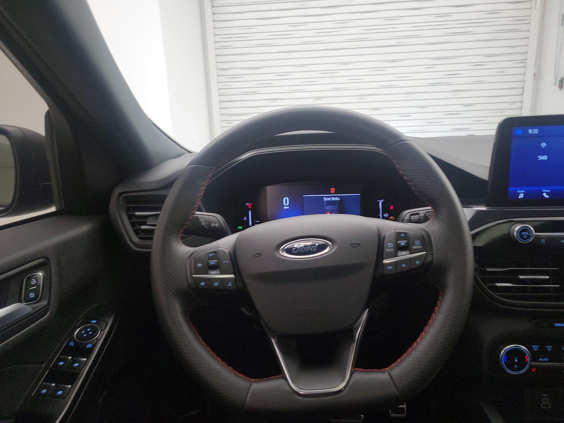 Thumbnail: 2024 Ford Escape - 10