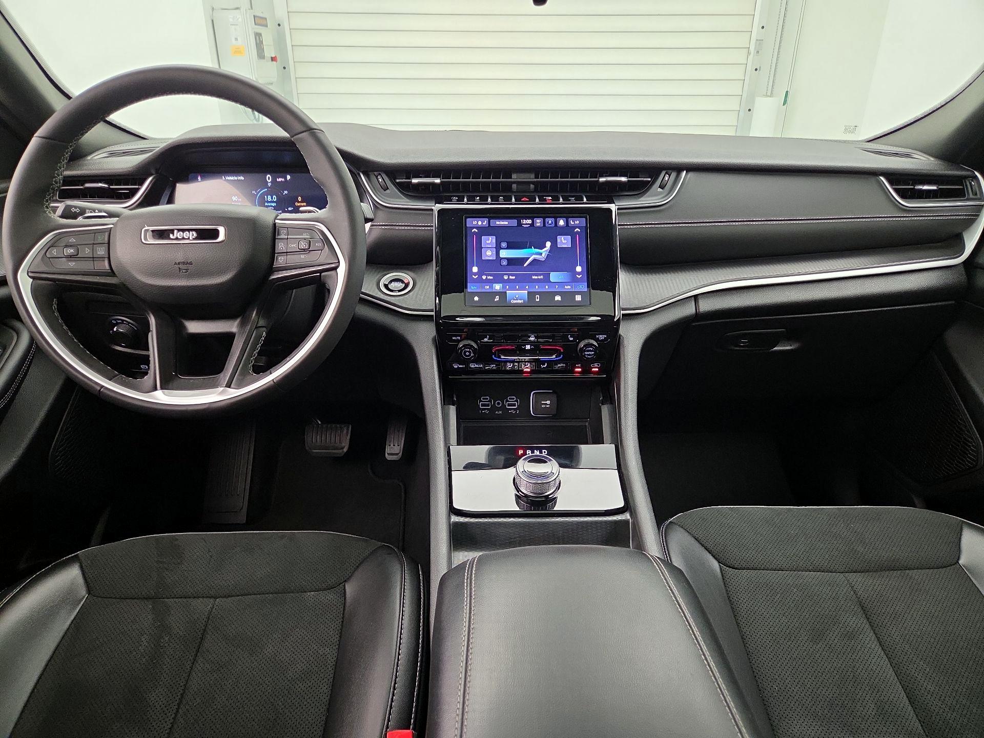 Thumbnail: 2024 Jeep Grand Cherokee - 9