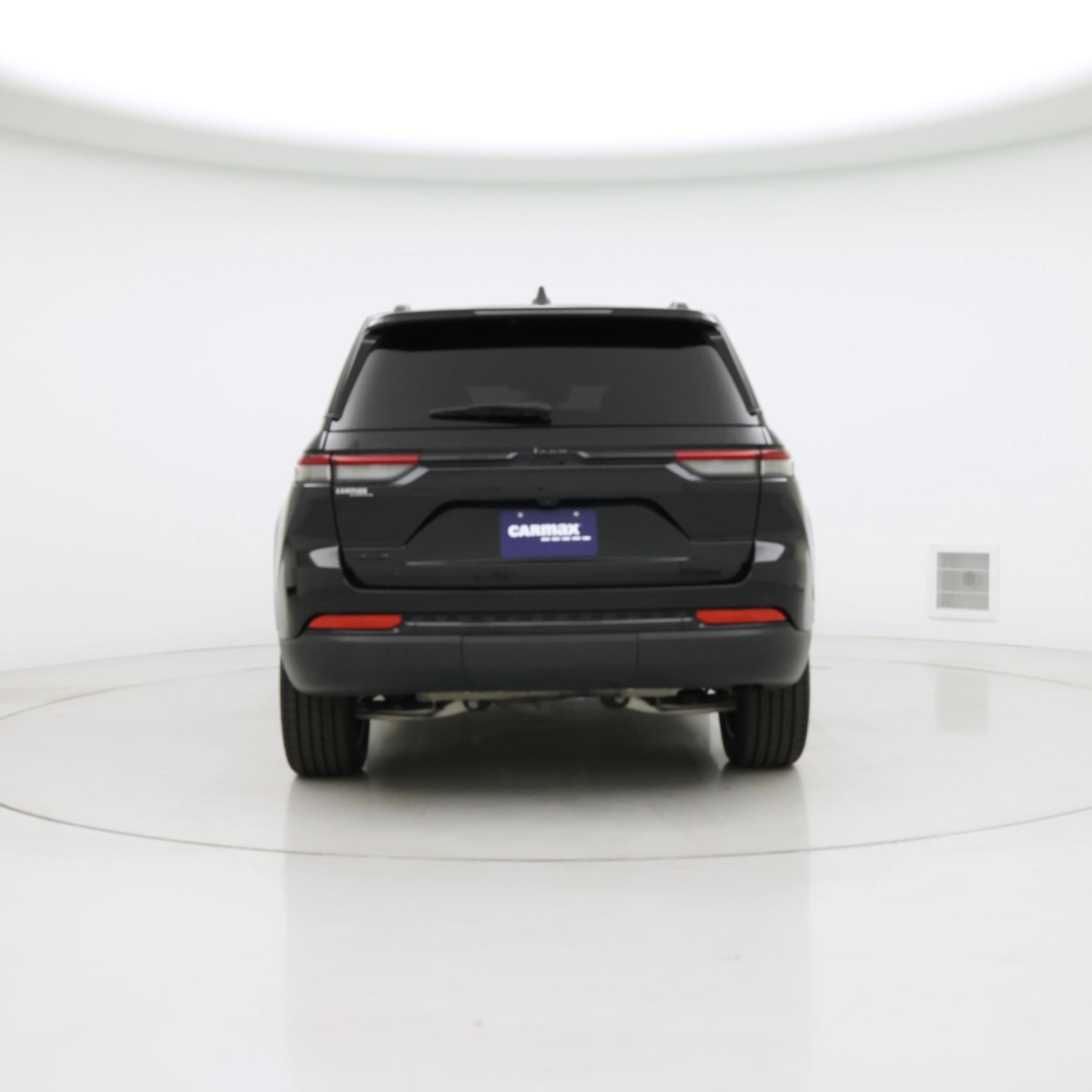 Thumbnail: 2024 Jeep Grand Cherokee - 6