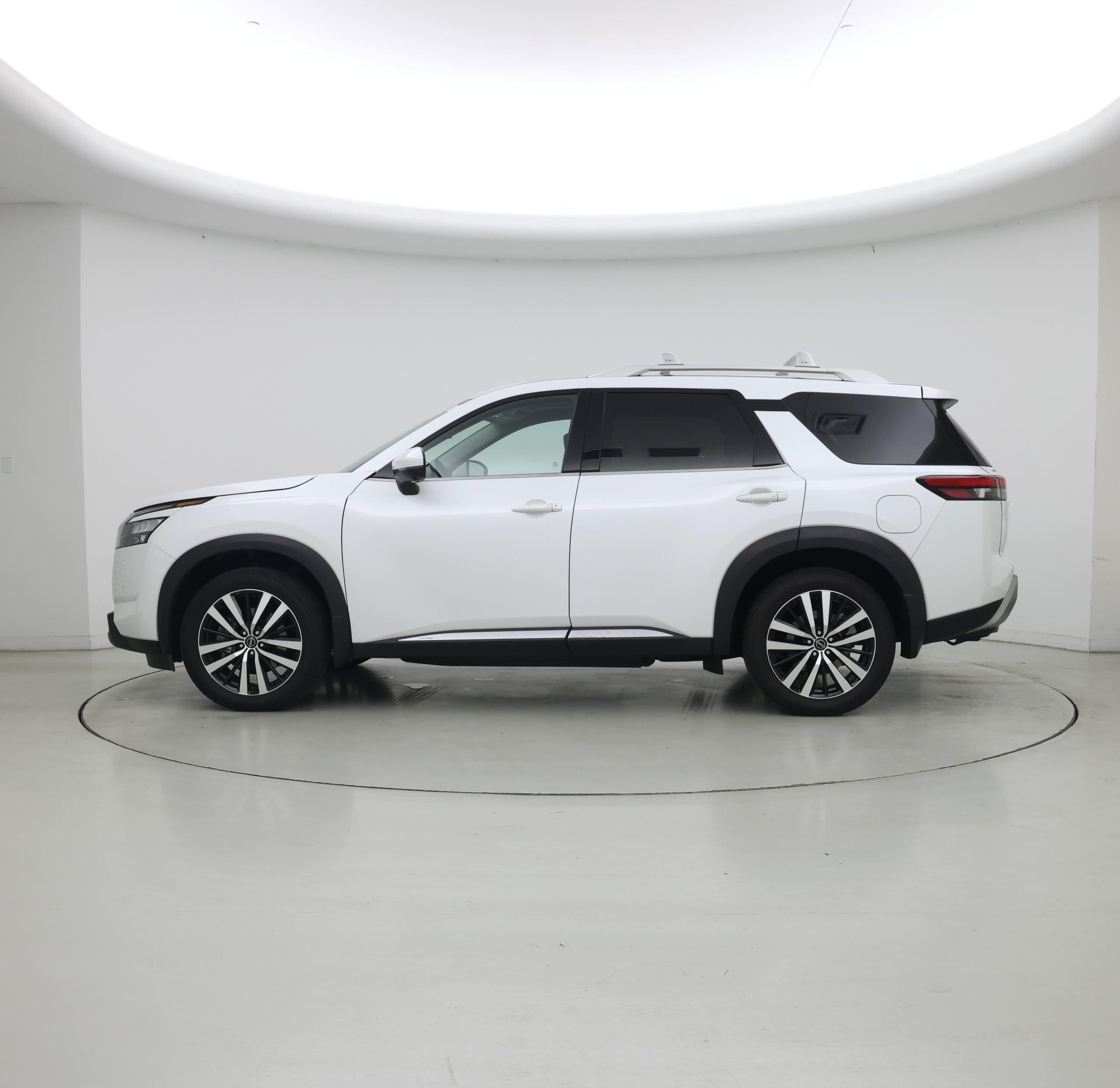 Thumbnail: 2025 Nissan Pathfinder - 3