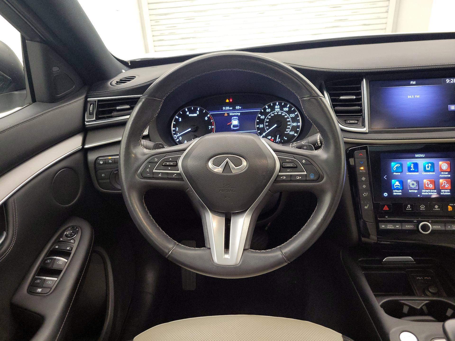 Thumbnail: 2023 INFINITI QX55 - 10