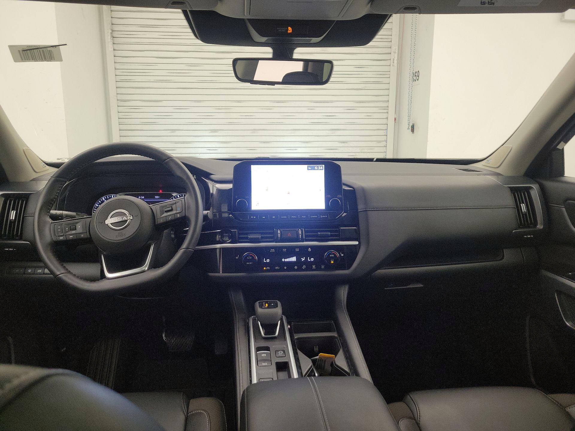 Thumbnail: 2025 Nissan Pathfinder - 9
