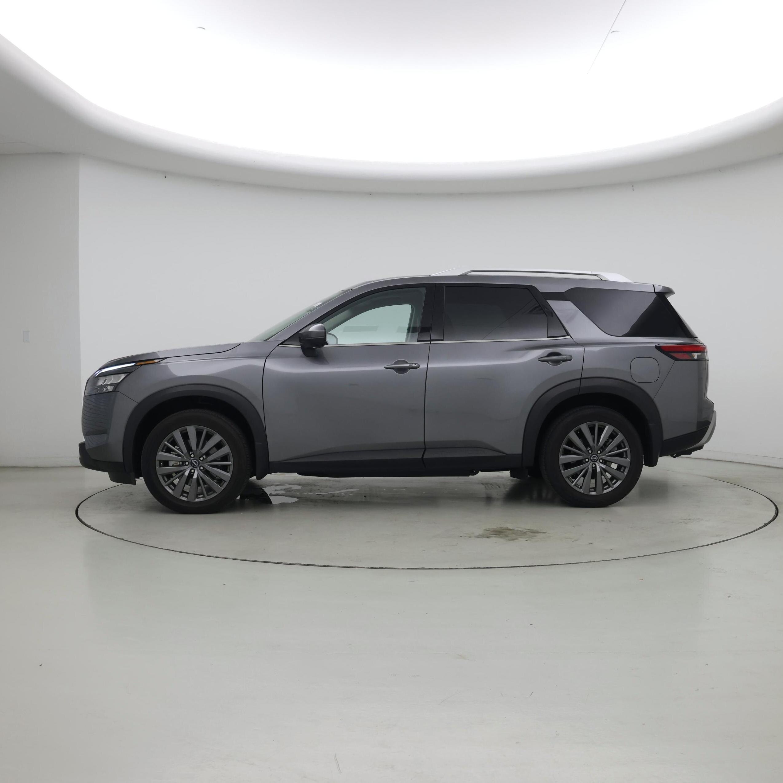 Thumbnail: 2025 Nissan Pathfinder - 3