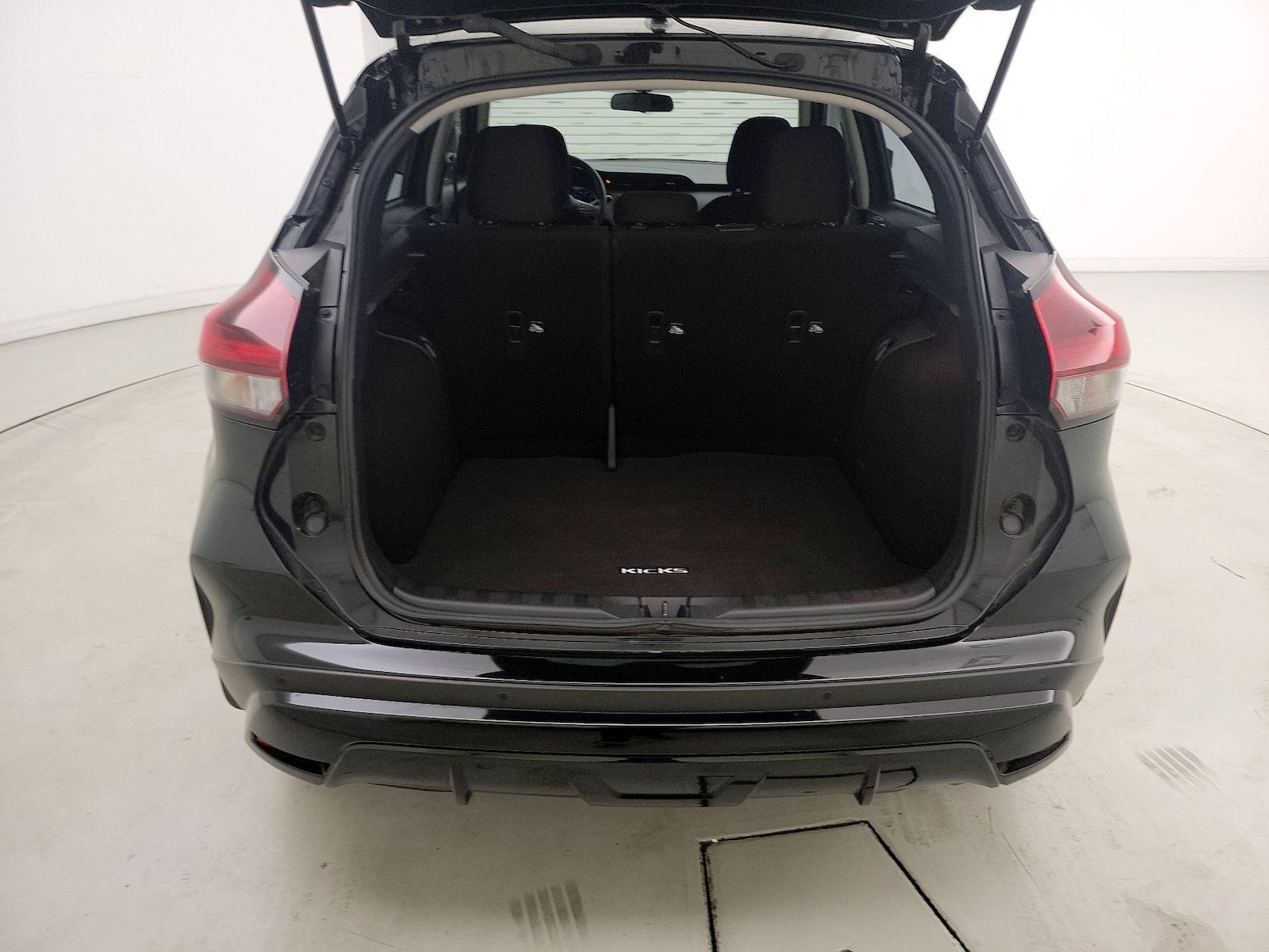 2023 Nissan Kicks S - Photo 21