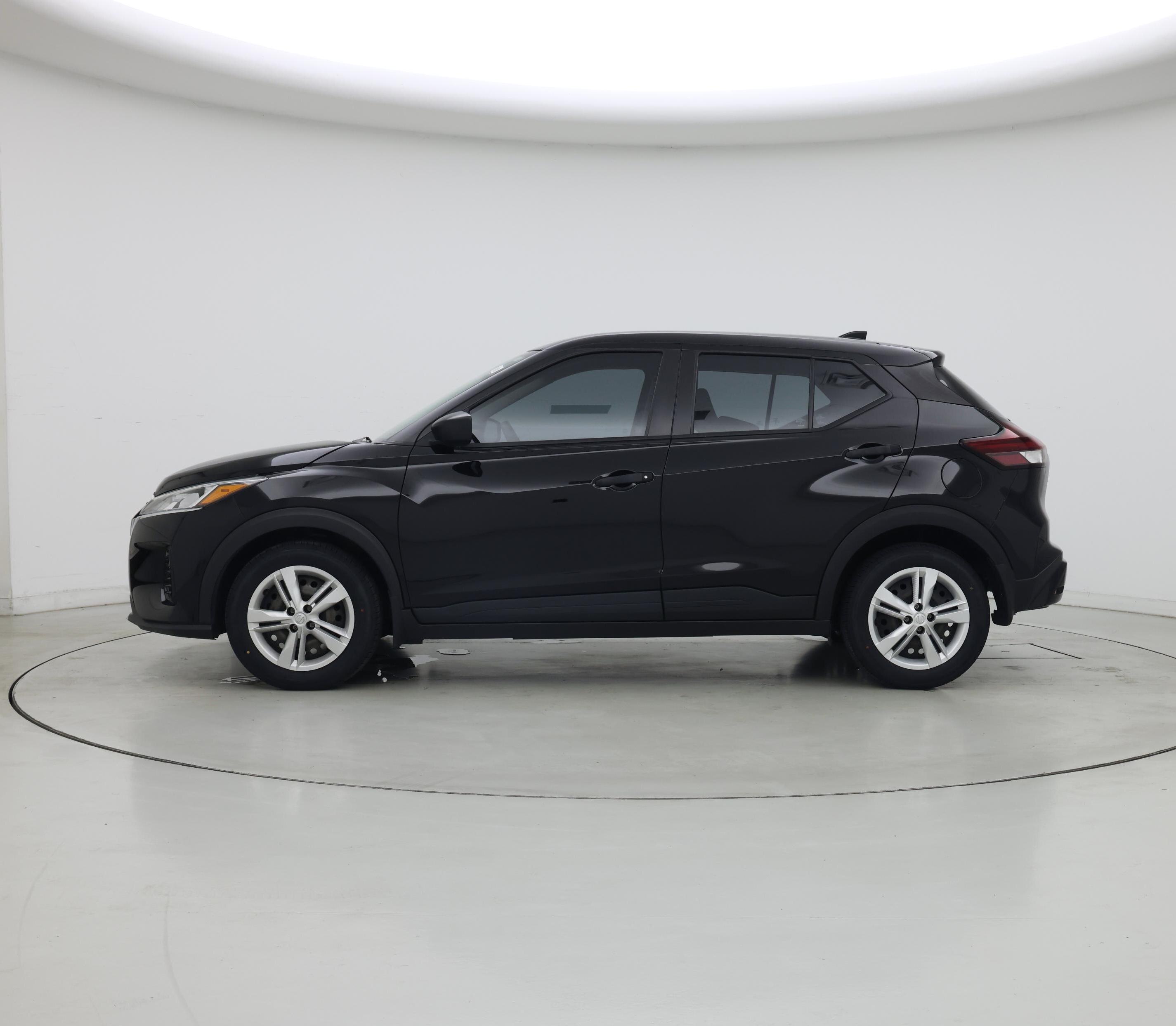 Thumbnail: 2023 Nissan Kicks - 3