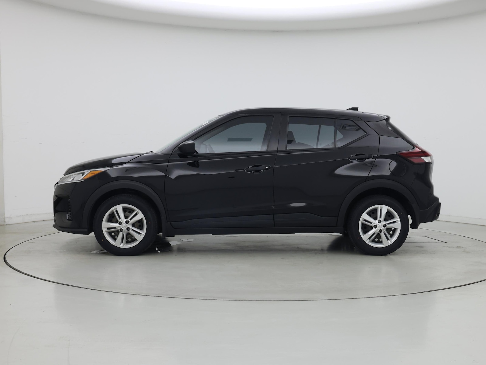 2023 Nissan Kicks S - Photo 4