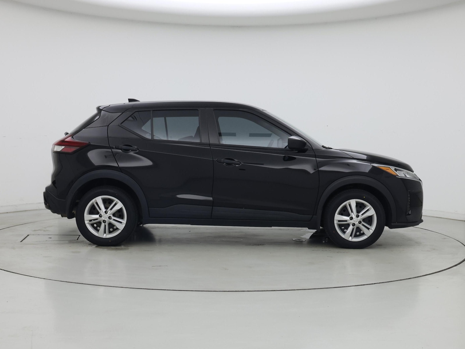 2023 Nissan Kicks S - Photo 8