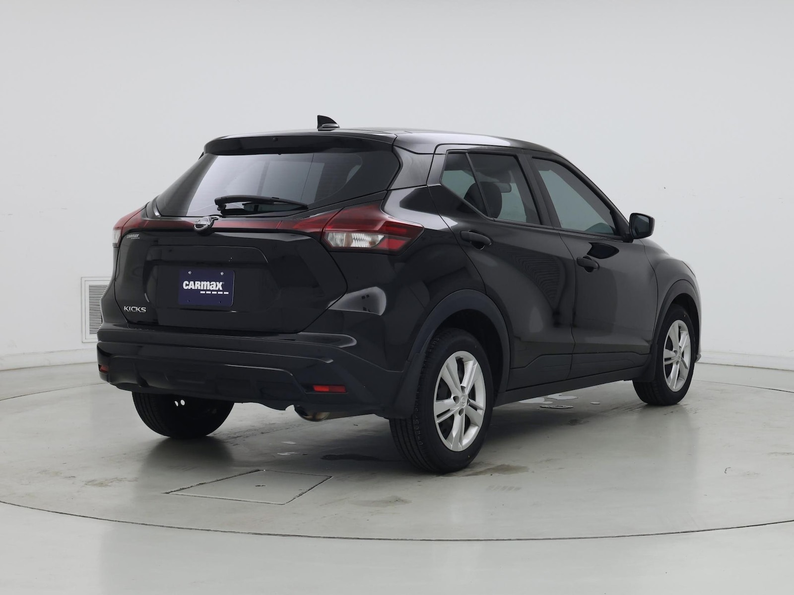 2023 Nissan Kicks S - Photo 9