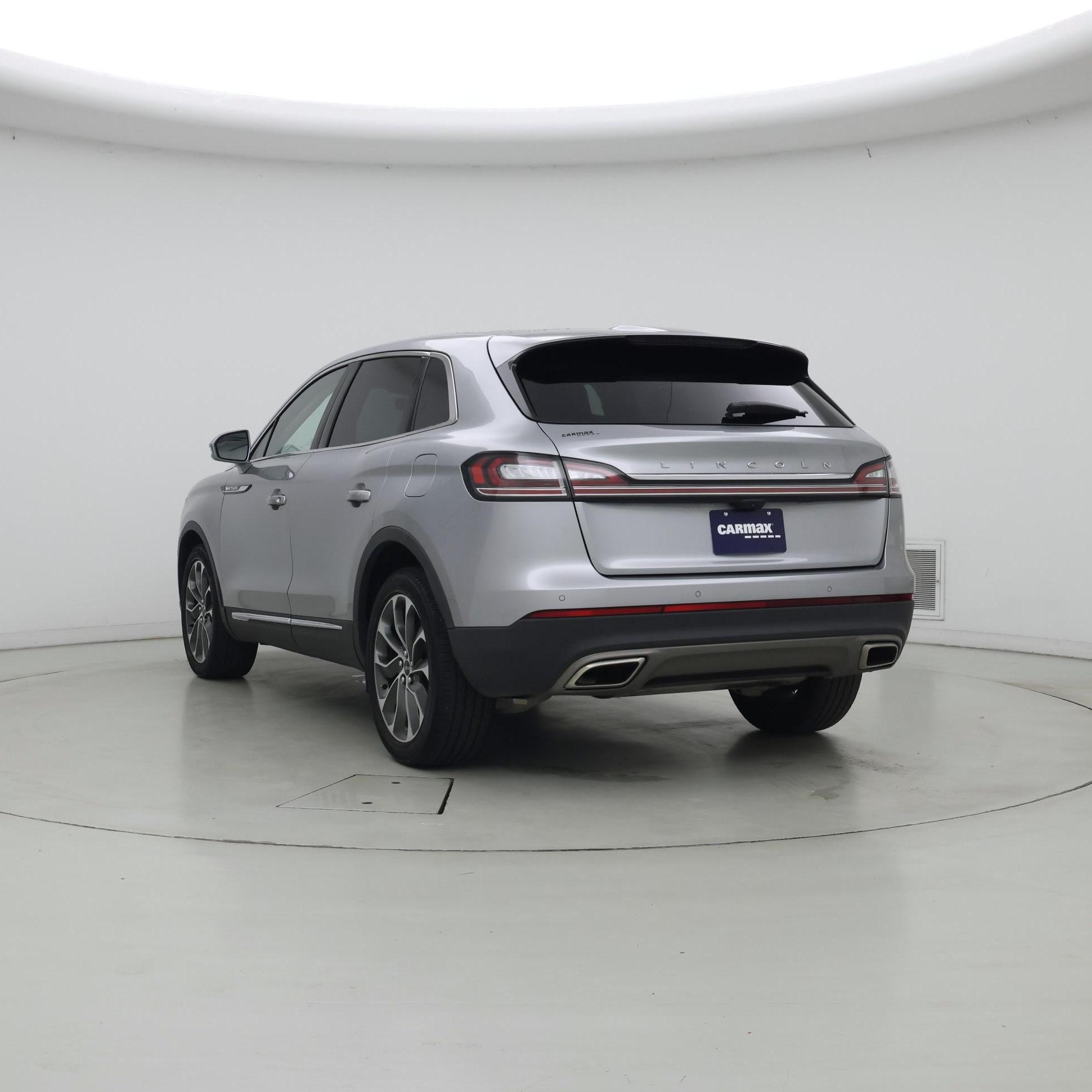 Thumbnail: 2023 Lincoln Nautilus - 2