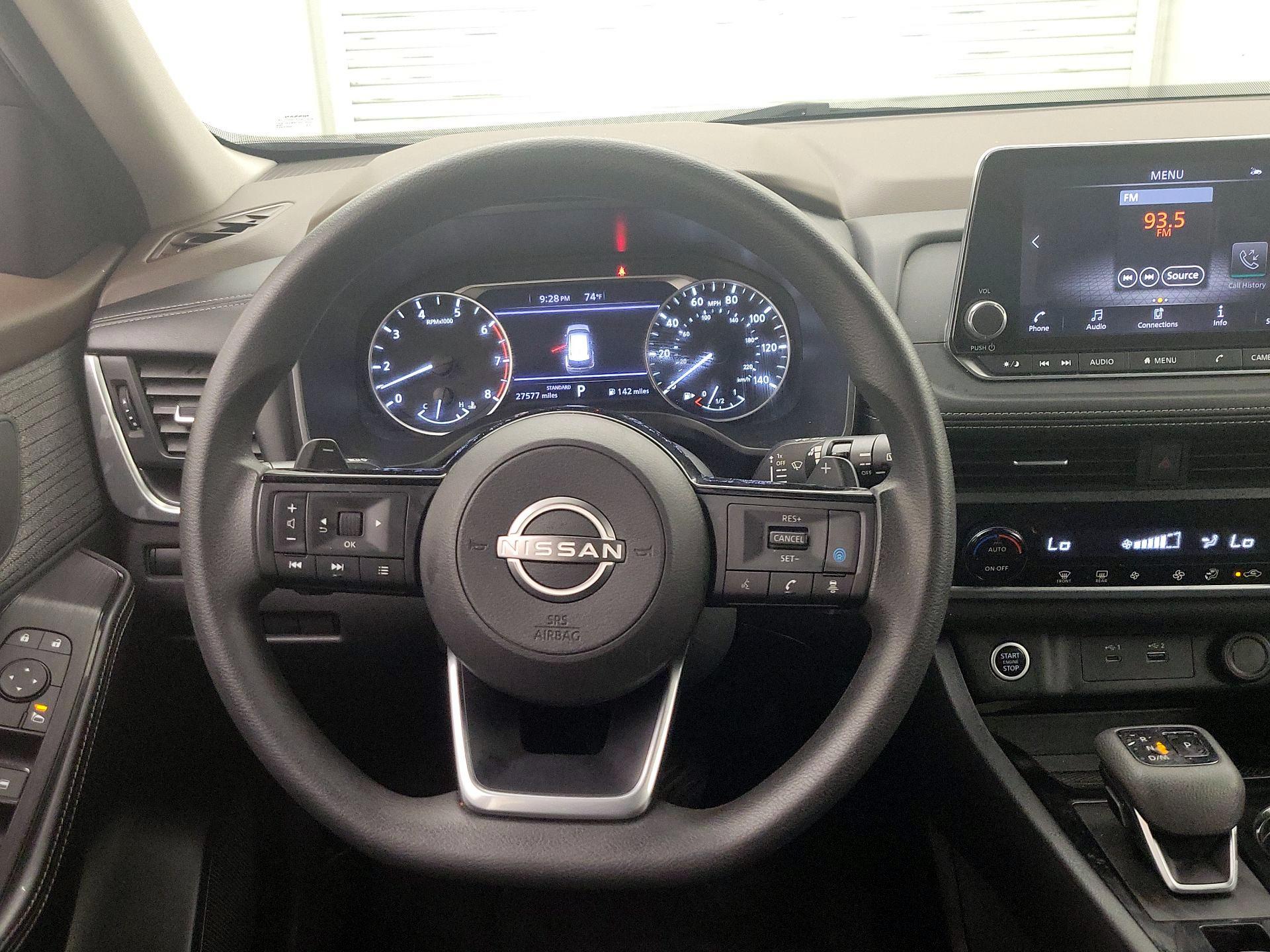 Thumbnail: 2023 Nissan Rogue - 10