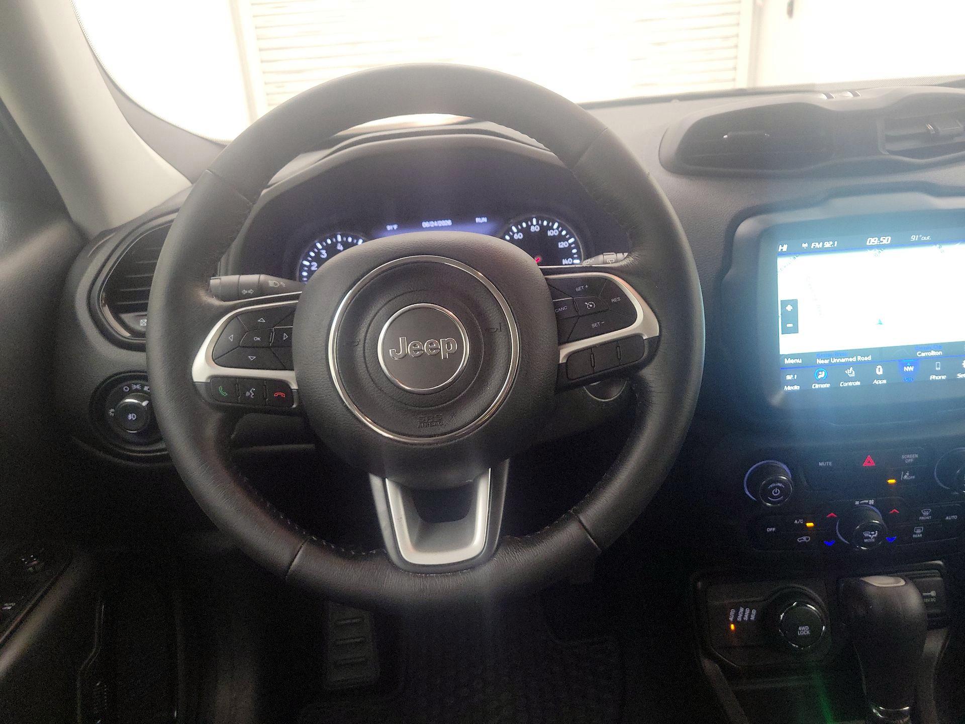 Thumbnail: 2023 Jeep Renegade - 10