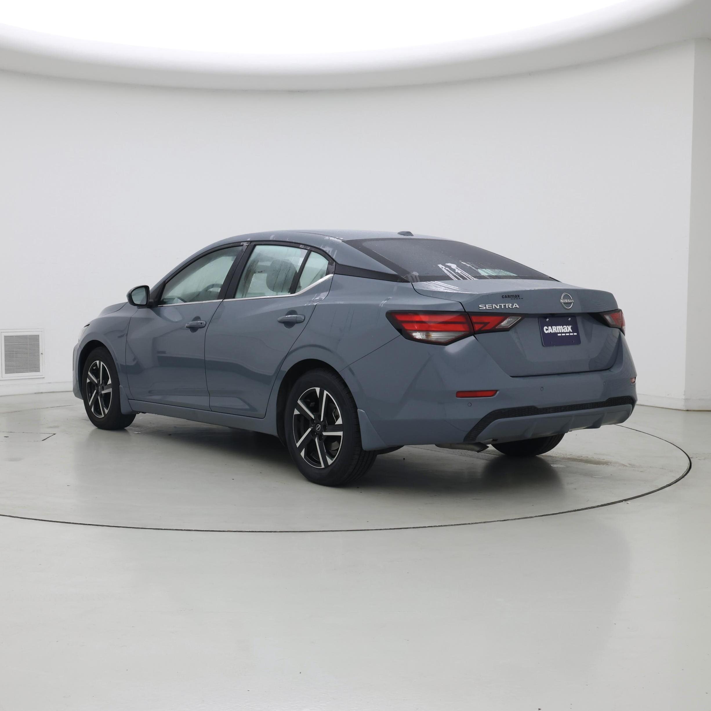 Thumbnail: 2025 Nissan Sentra - 2
