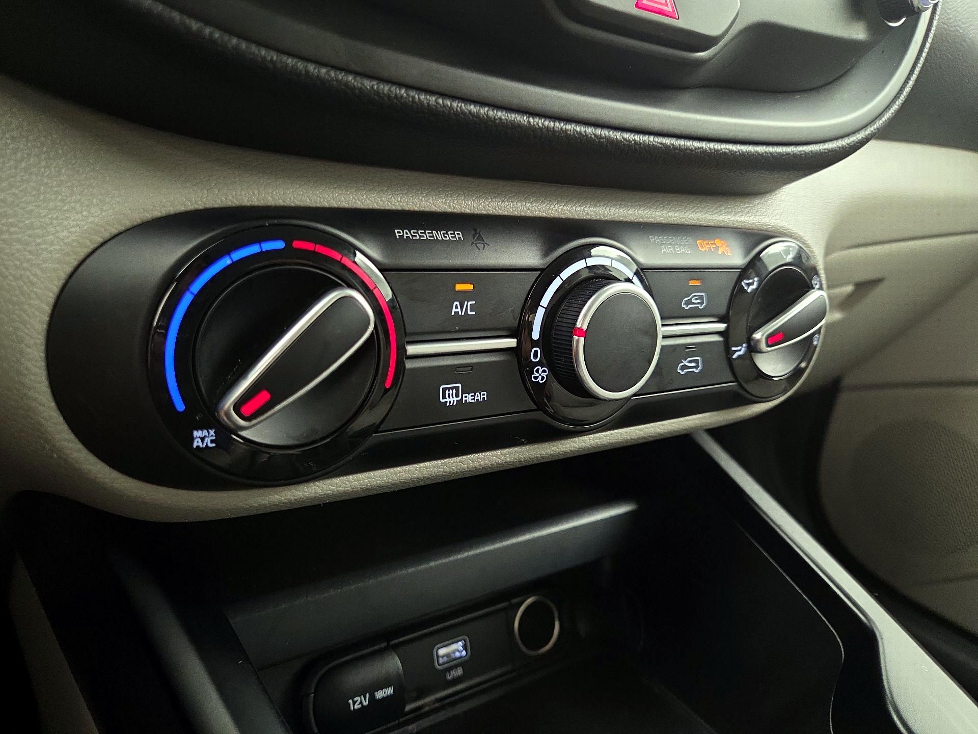 Thumbnail: 2025 Kia Soul - 16