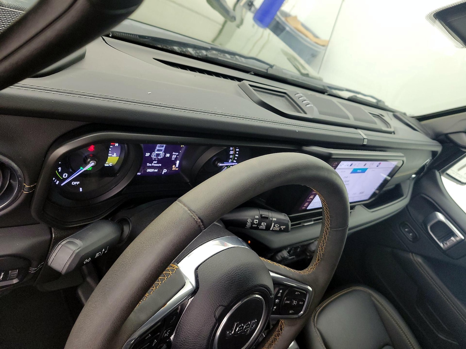 2024 Jeep Wrangler 4xe Sahara 4XE - Photo 10