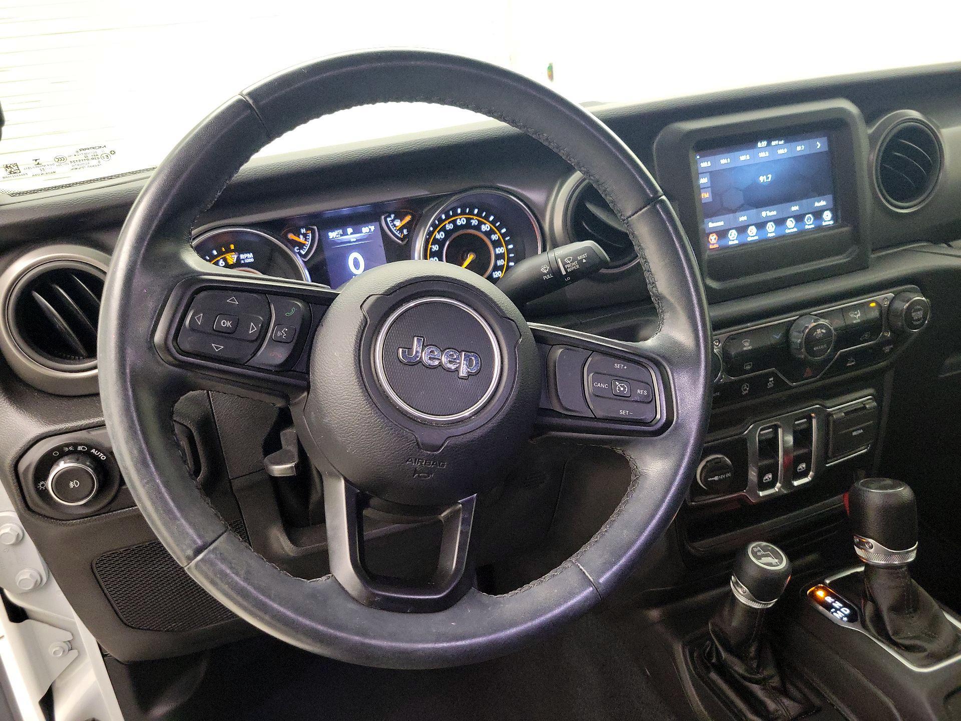 Thumbnail: 2022 Jeep Wrangler - 10