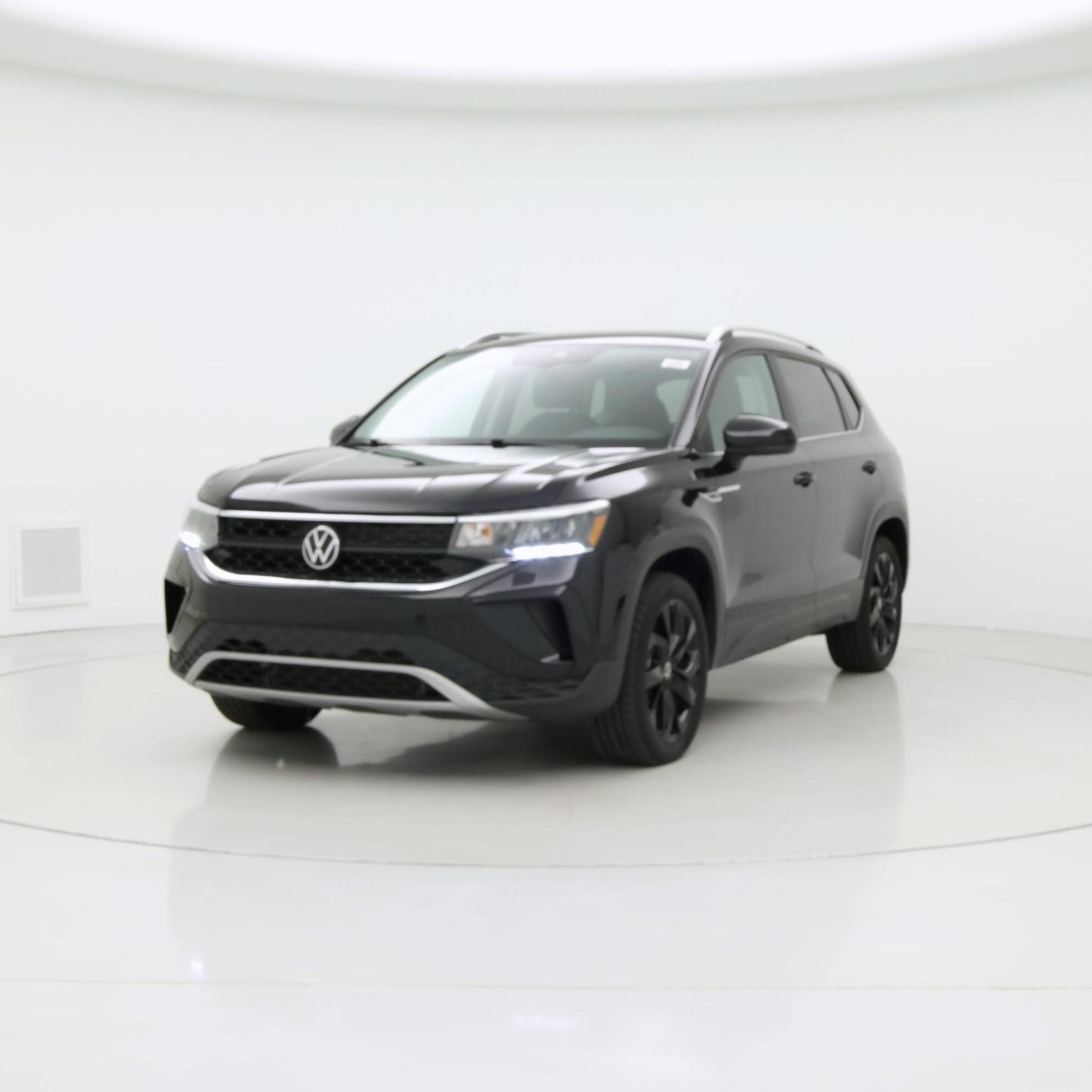 Thumbnail: 2023 Volkswagen Taos - 4