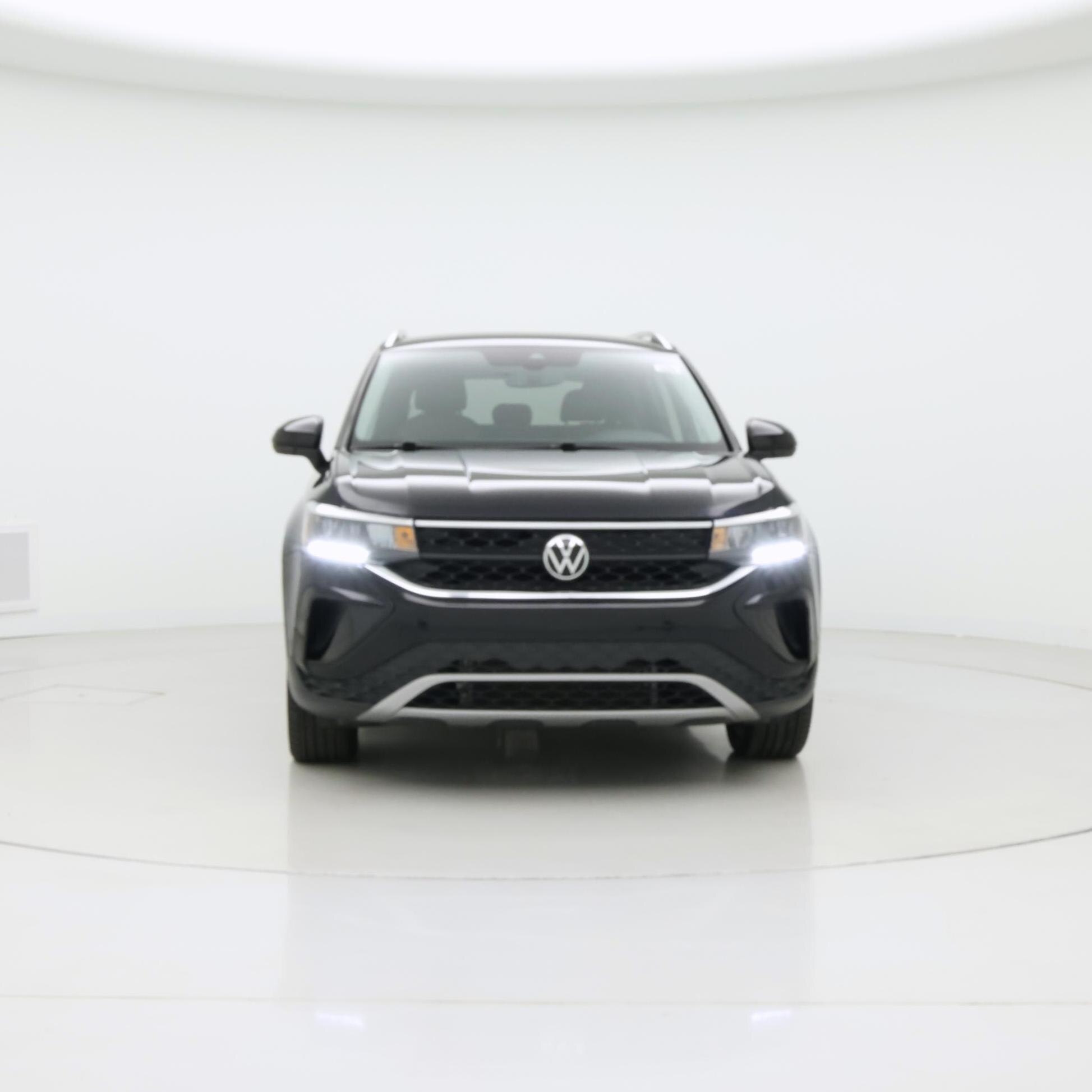 Thumbnail: 2023 Volkswagen Taos - 5