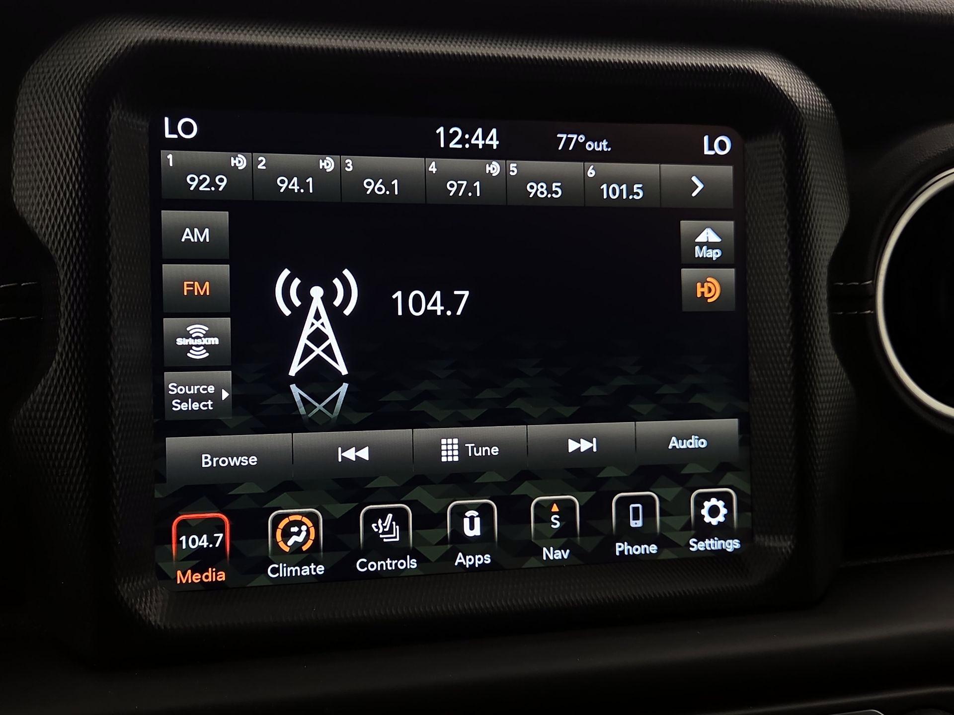 Thumbnail: 2023 Jeep Wrangler - 16