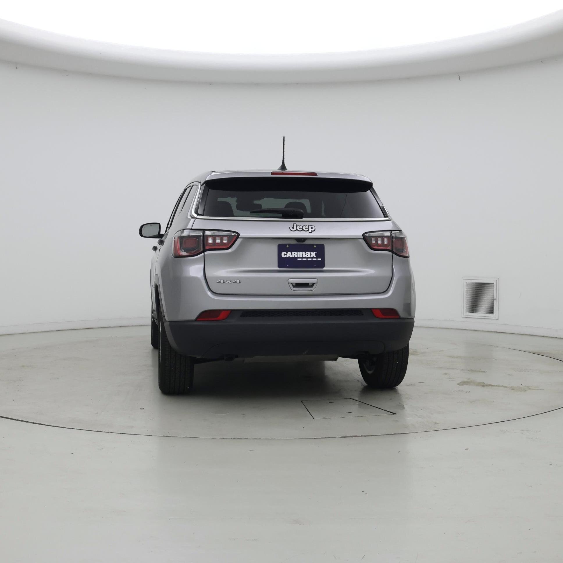 Thumbnail: 2023 Jeep Compass - 6