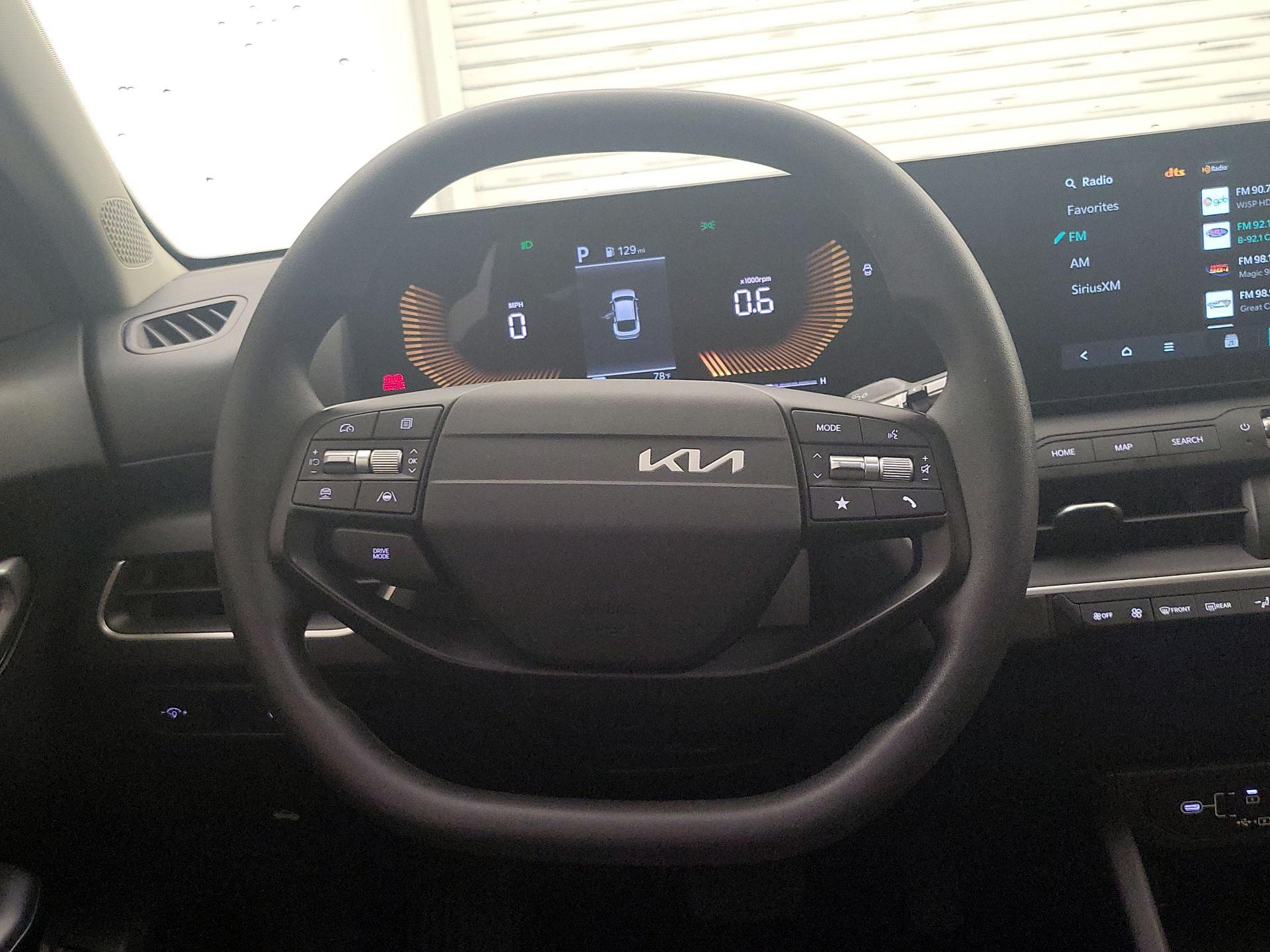 Thumbnail: 2025 Kia K4 - 10