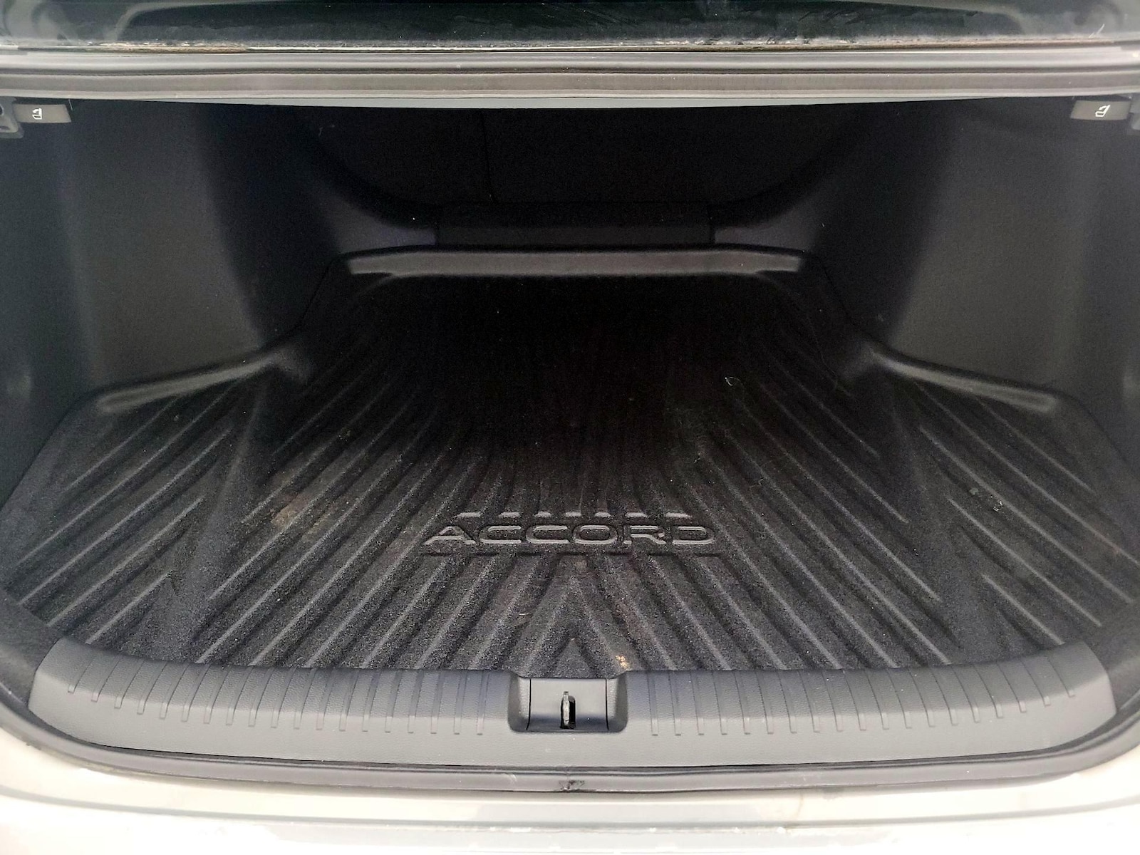 2024 Honda Accord Hybrid Sport-L - Photo 19