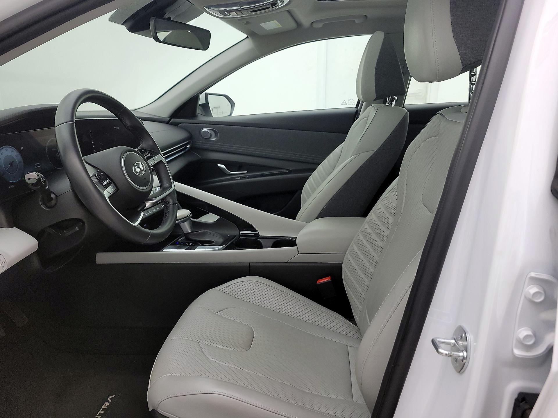 Thumbnail: 2023 Hyundai Elantra - 11