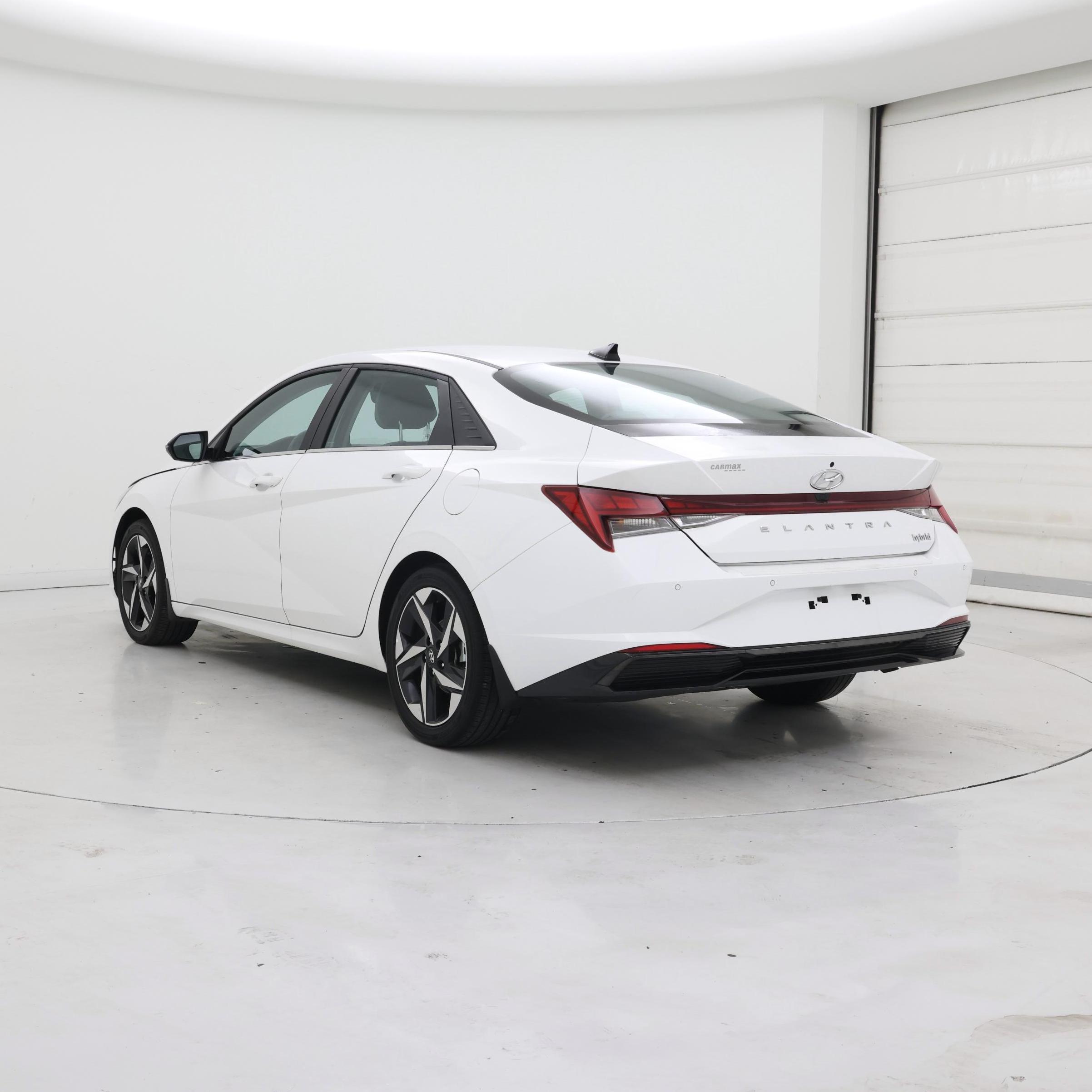 Thumbnail: 2023 Hyundai Elantra - 2
