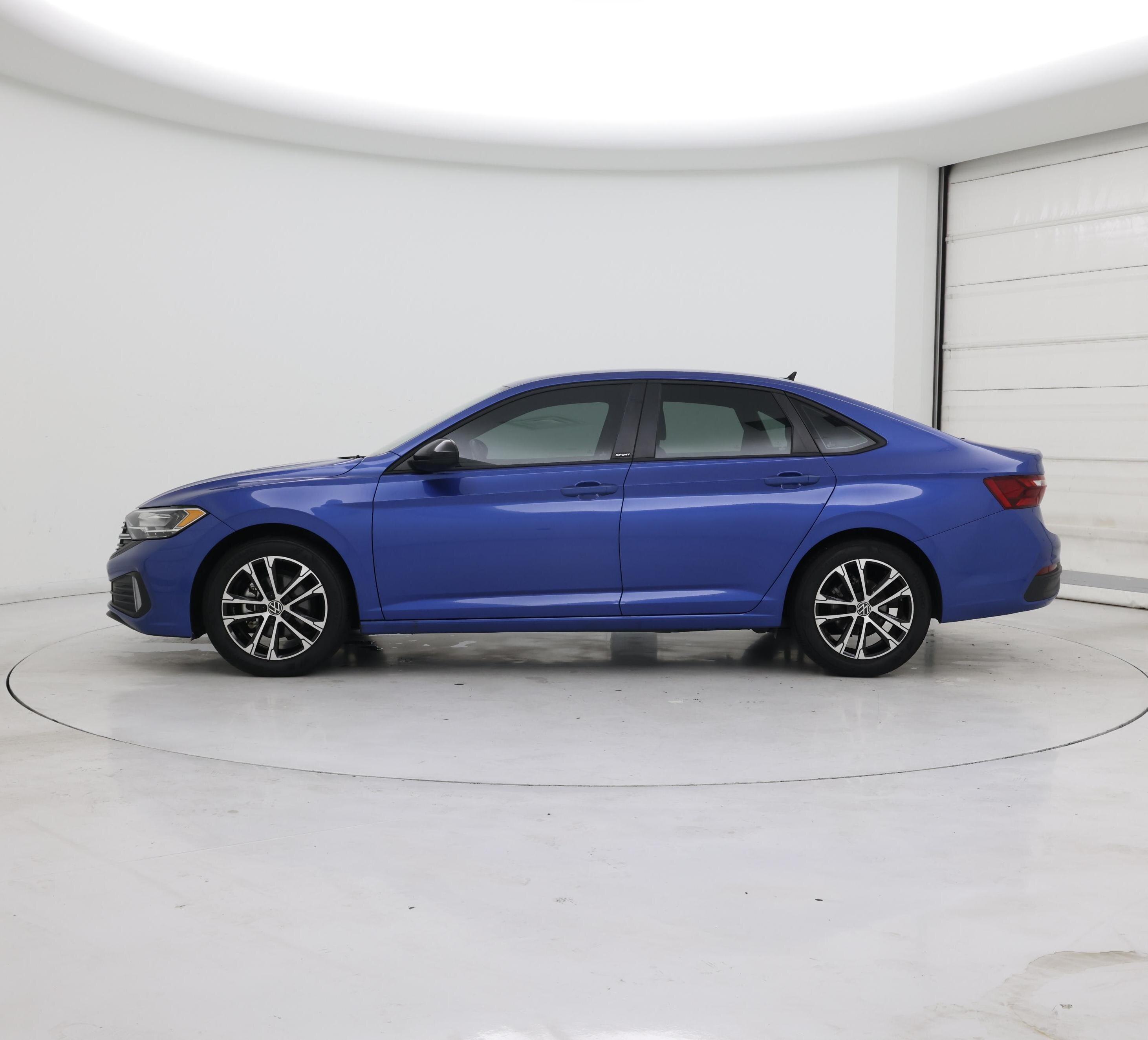 Thumbnail: 2024 Volkswagen Jetta - 3