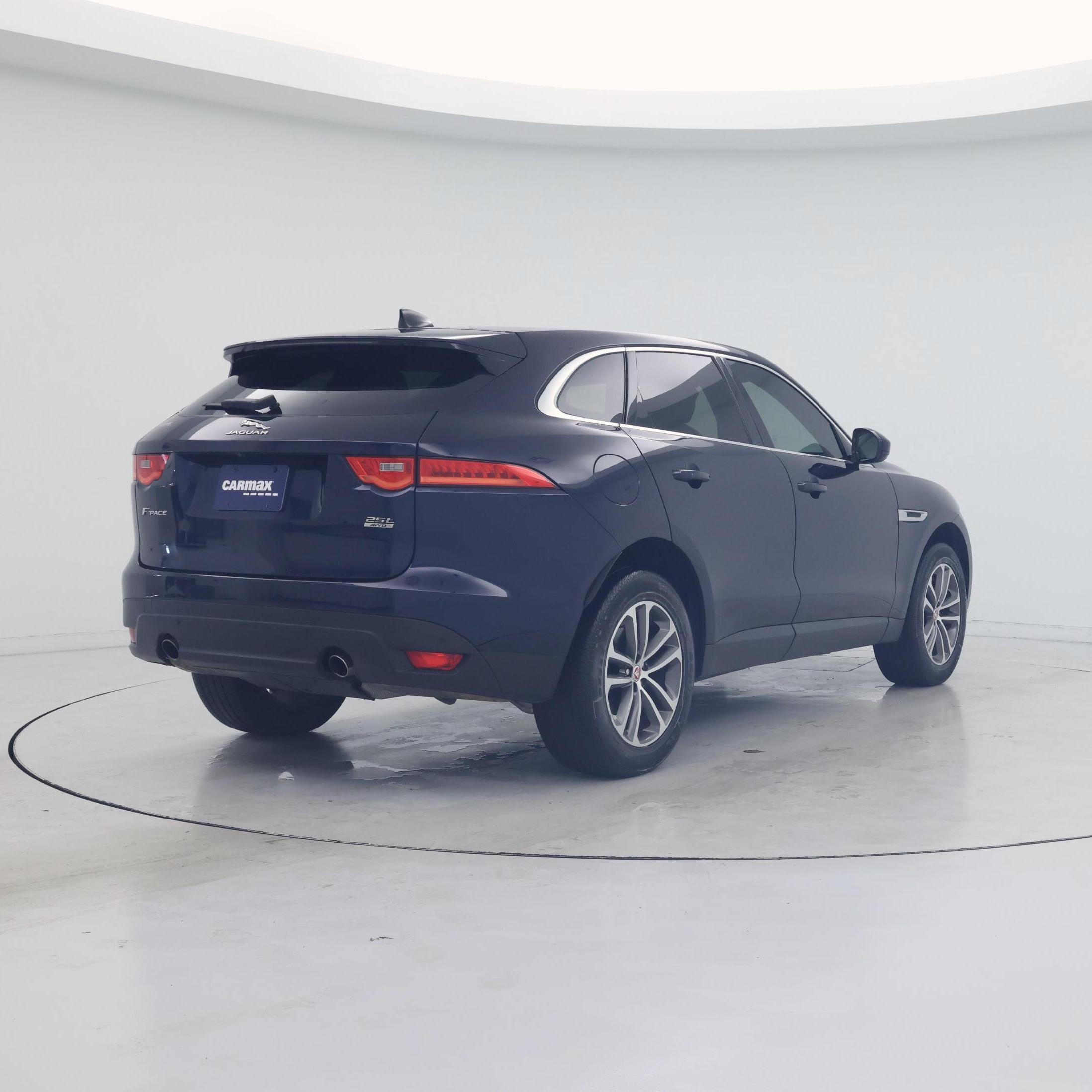 Thumbnail: 2020 Jaguar F-Pace - 8