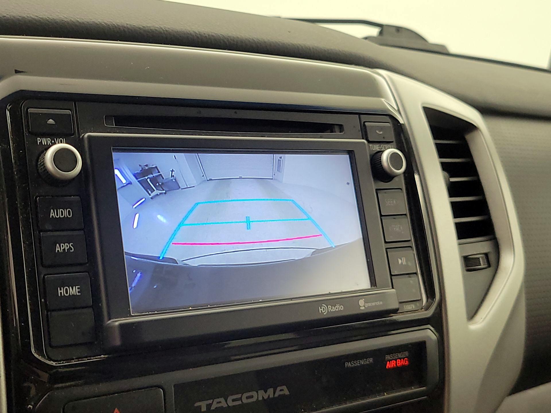 Thumbnail: 2015 Toyota Tacoma - 14