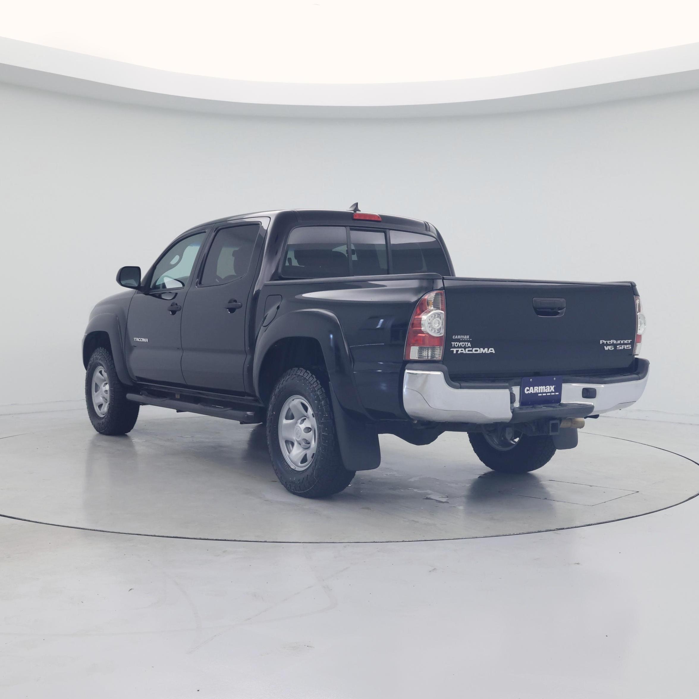 Thumbnail: 2015 Toyota Tacoma - 2